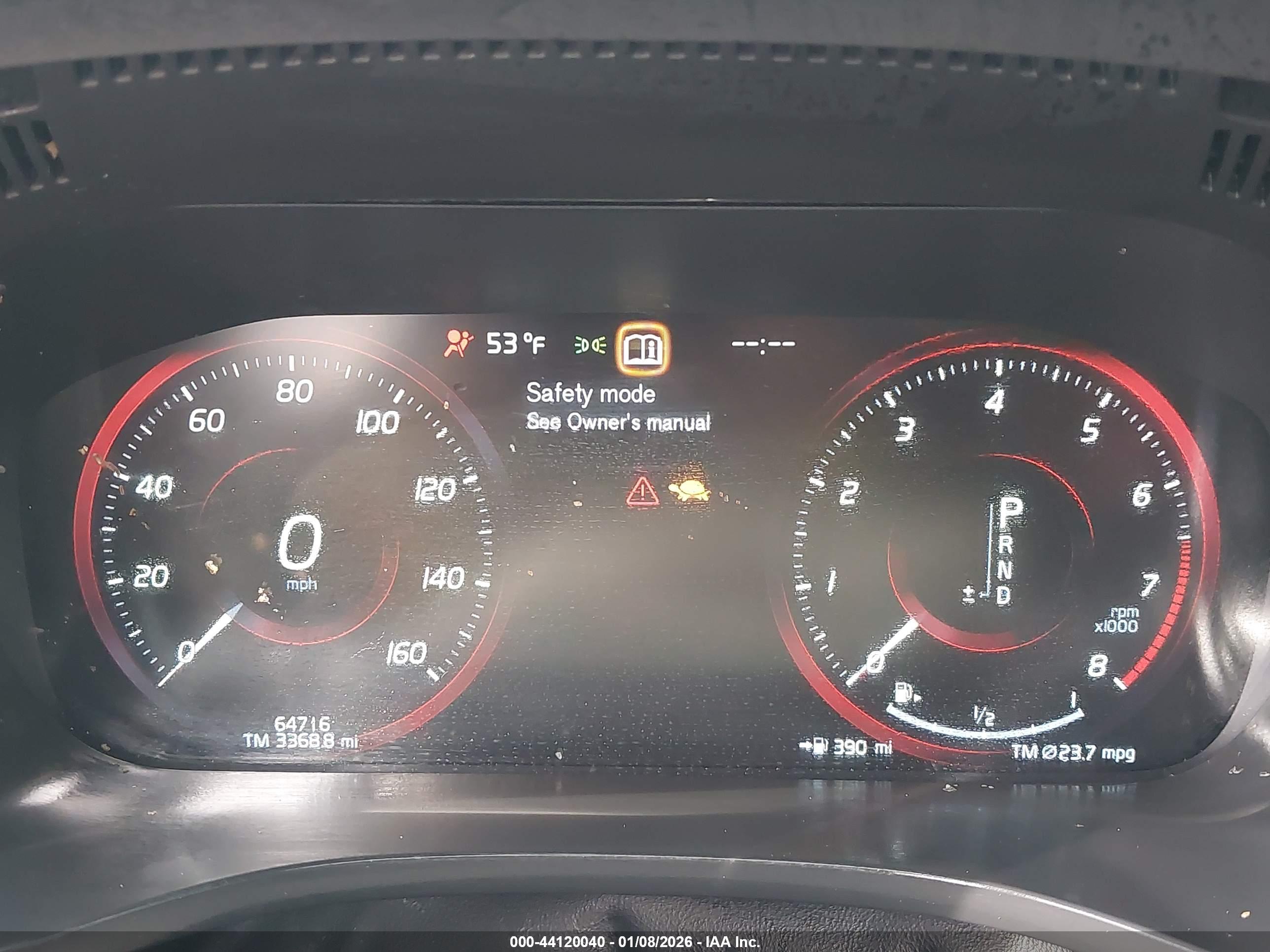 VOLVO XC60 image 7