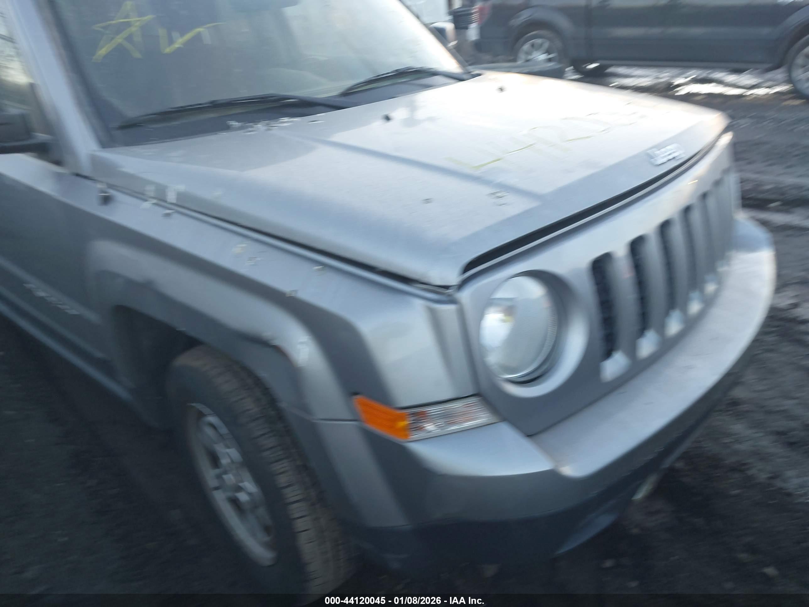 JEEP PATRIOT image 6