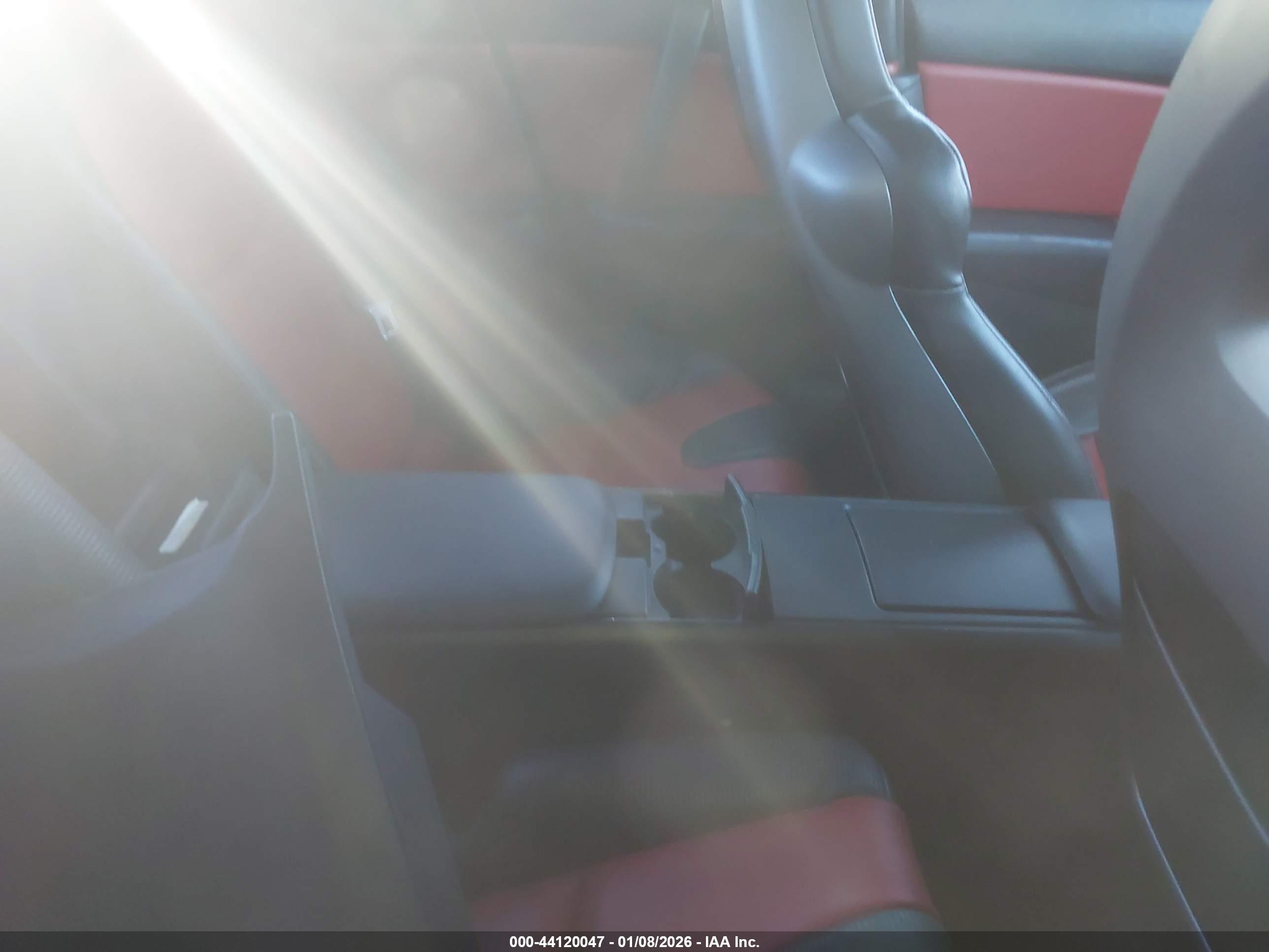 MAZDA RX-8 image 8