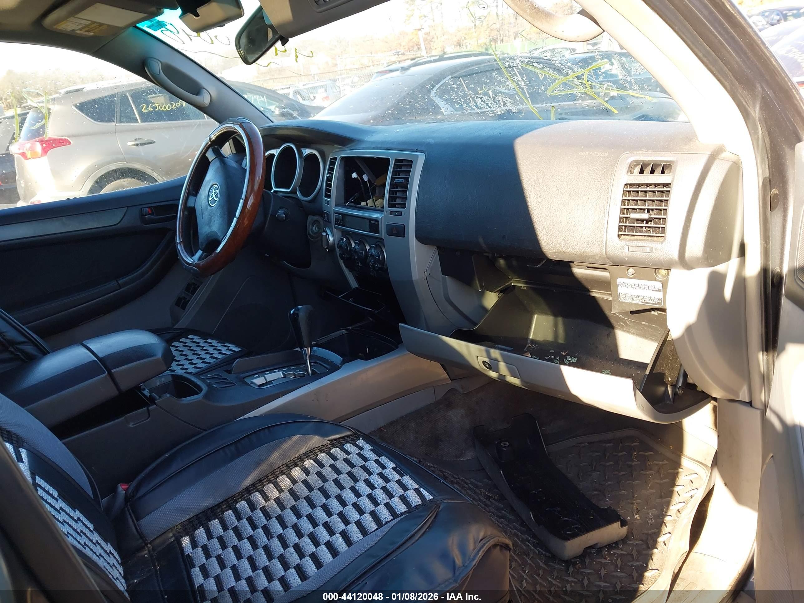 TOYOTA 4RUNNER image 5