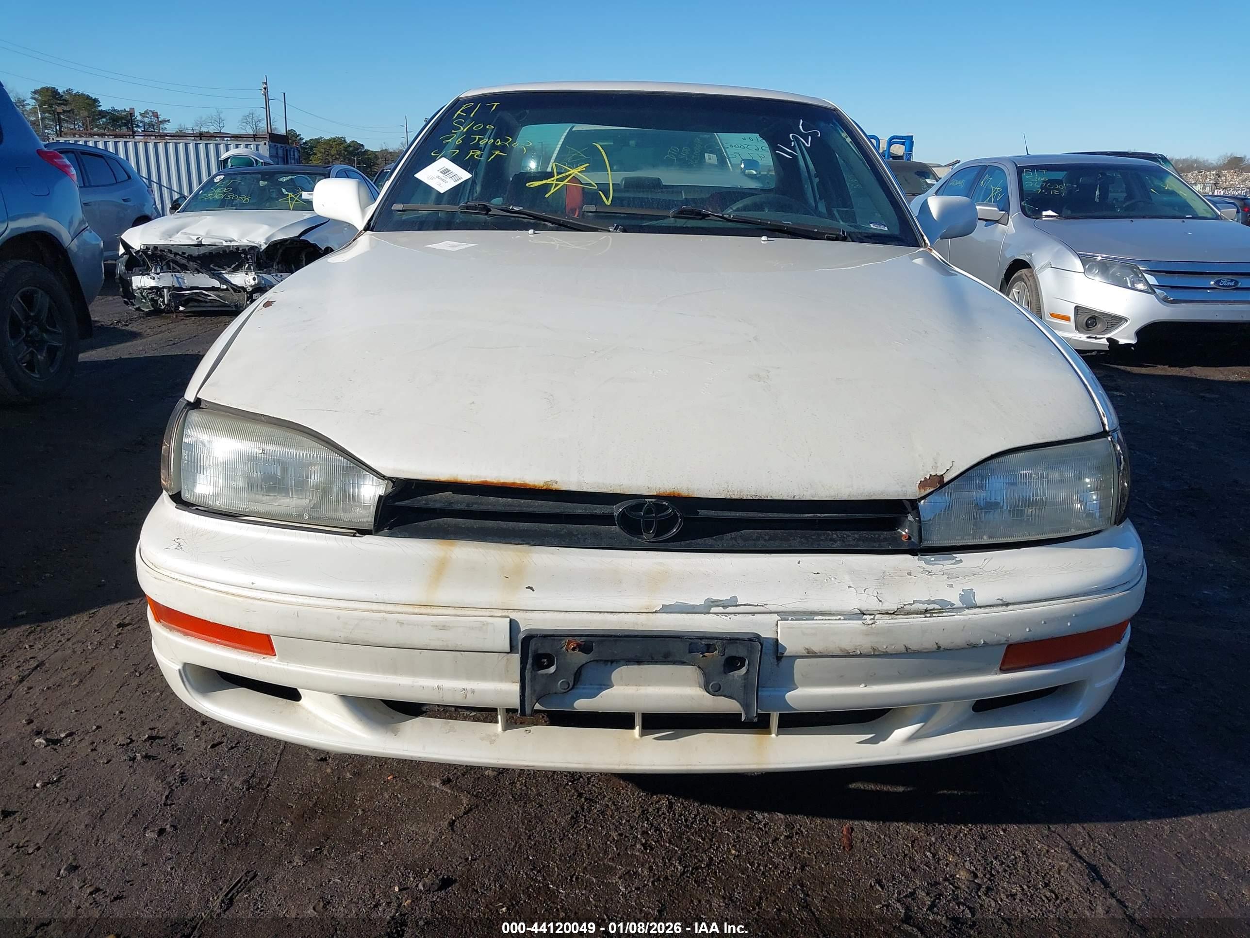 TOYOTA CAMRY image 6