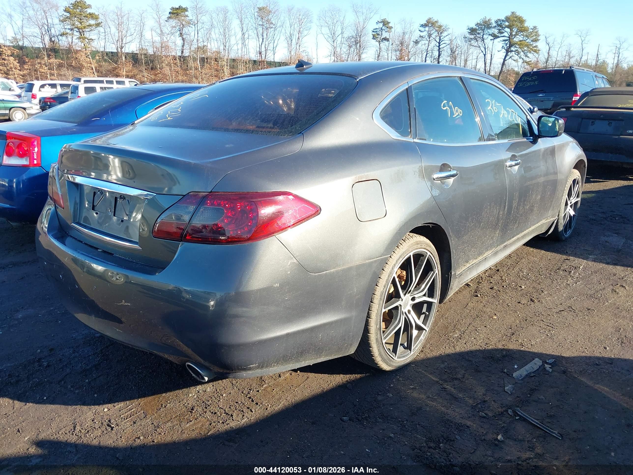 INFINITI M37X image 4