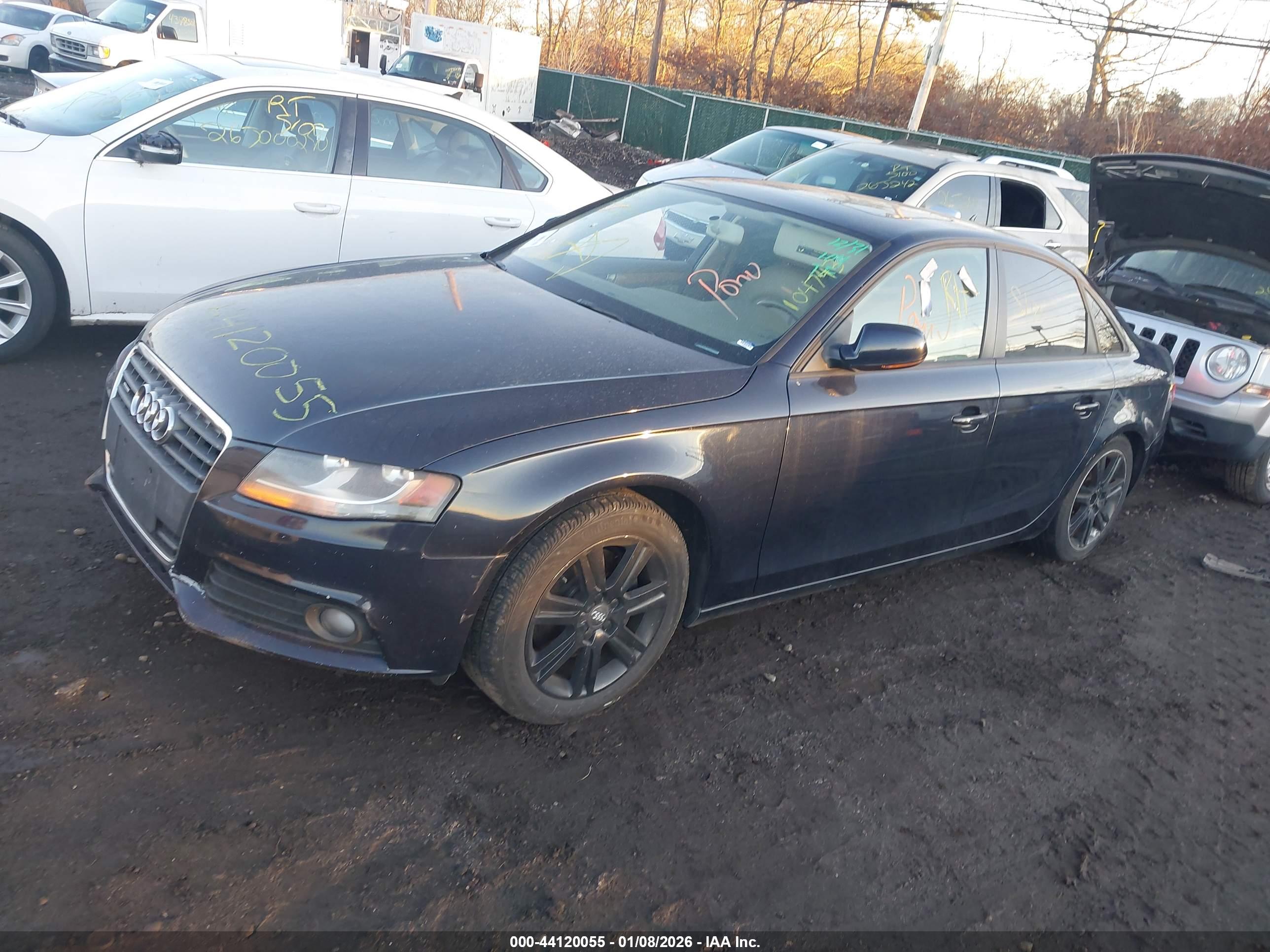 AUDI A4 image 2