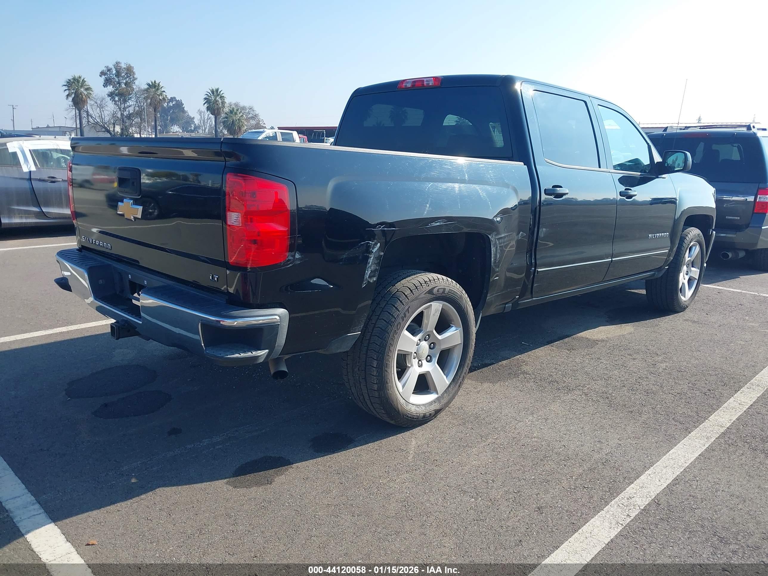 CHEVROLET SILVERADO image 4