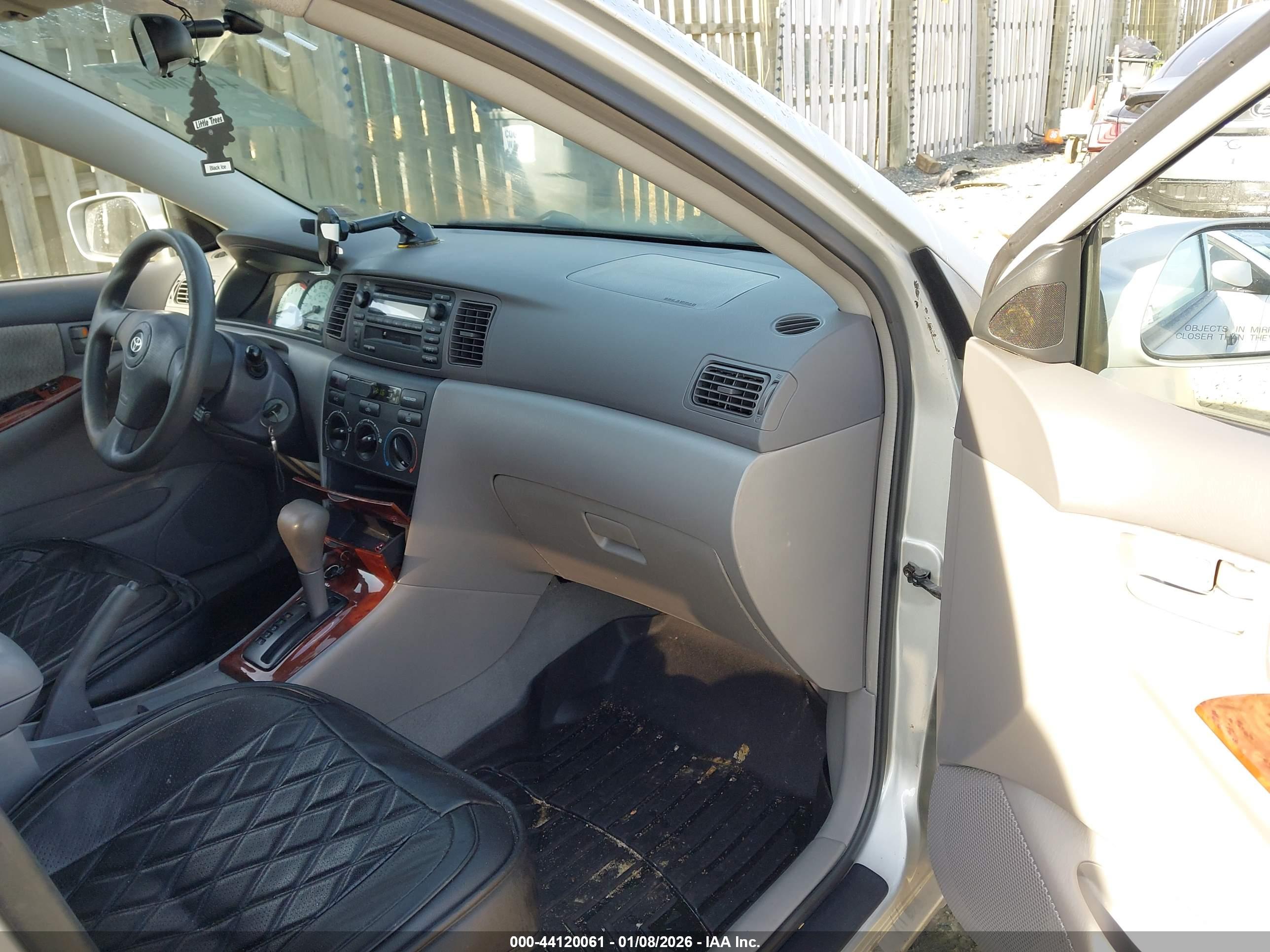 TOYOTA COROLLA image 5