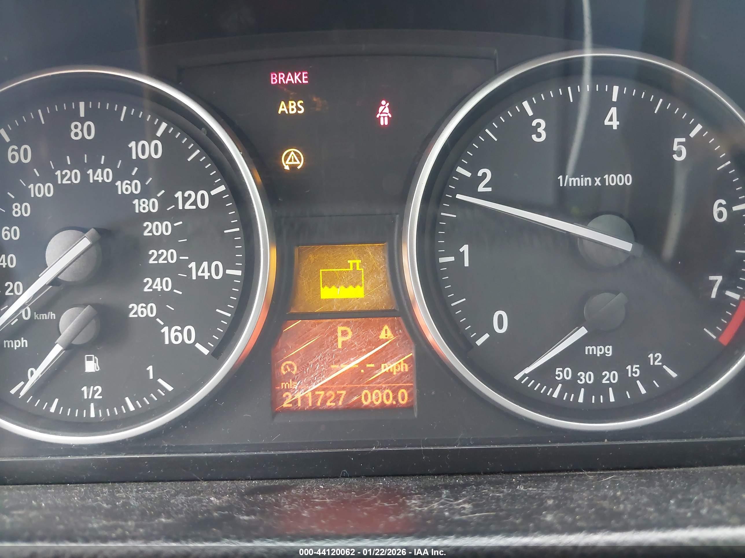 BMW 328I image 7