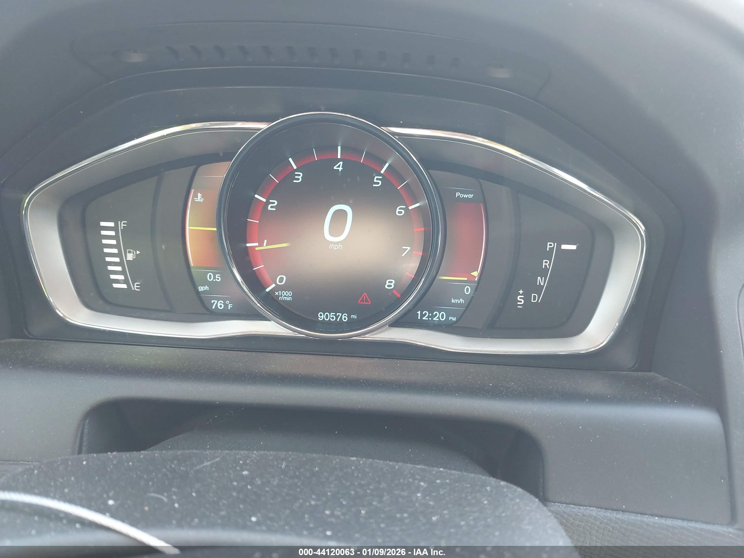 VOLVO XC60 image 7