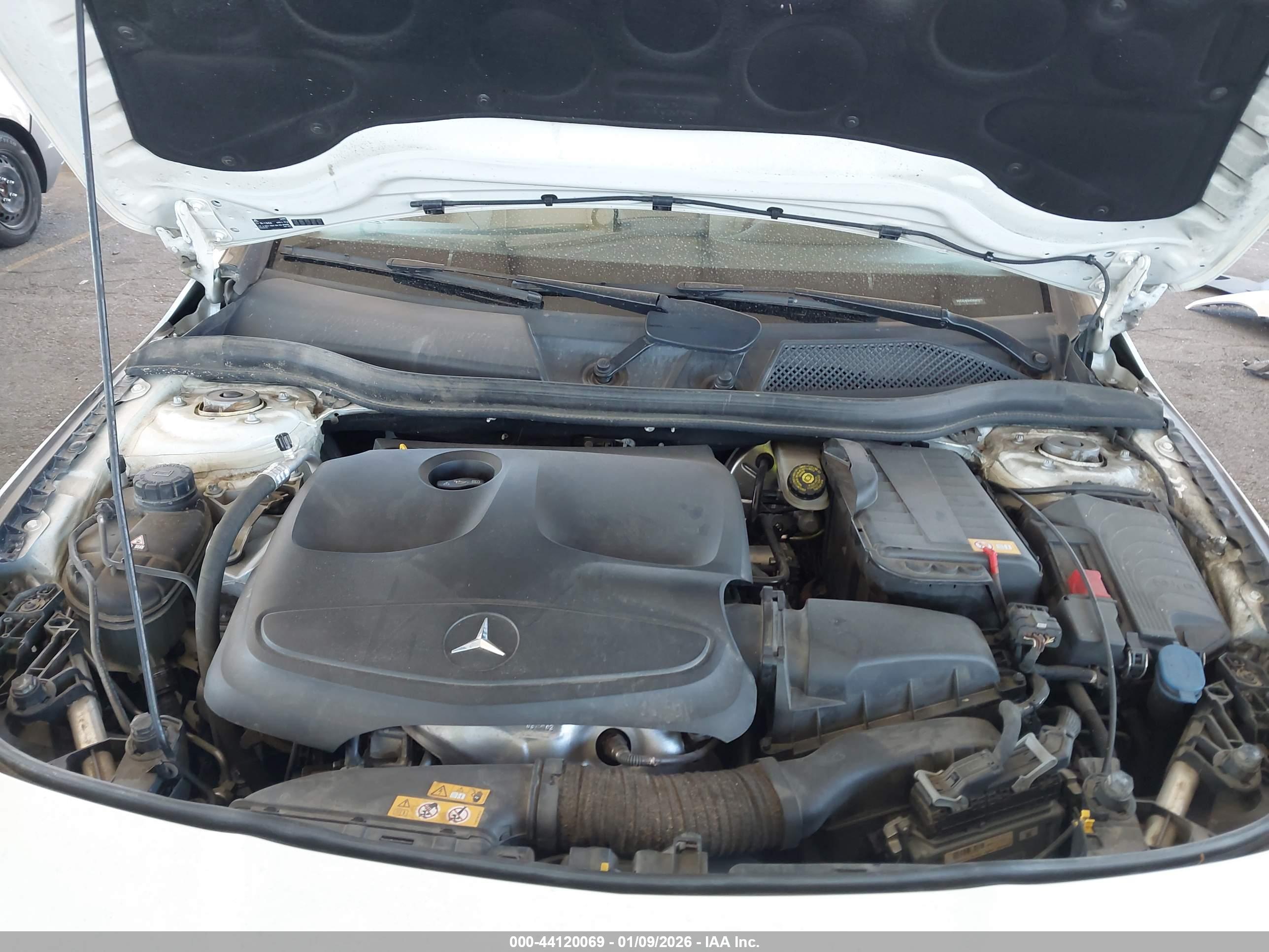 MERCEDES-BENZ CLA image 10