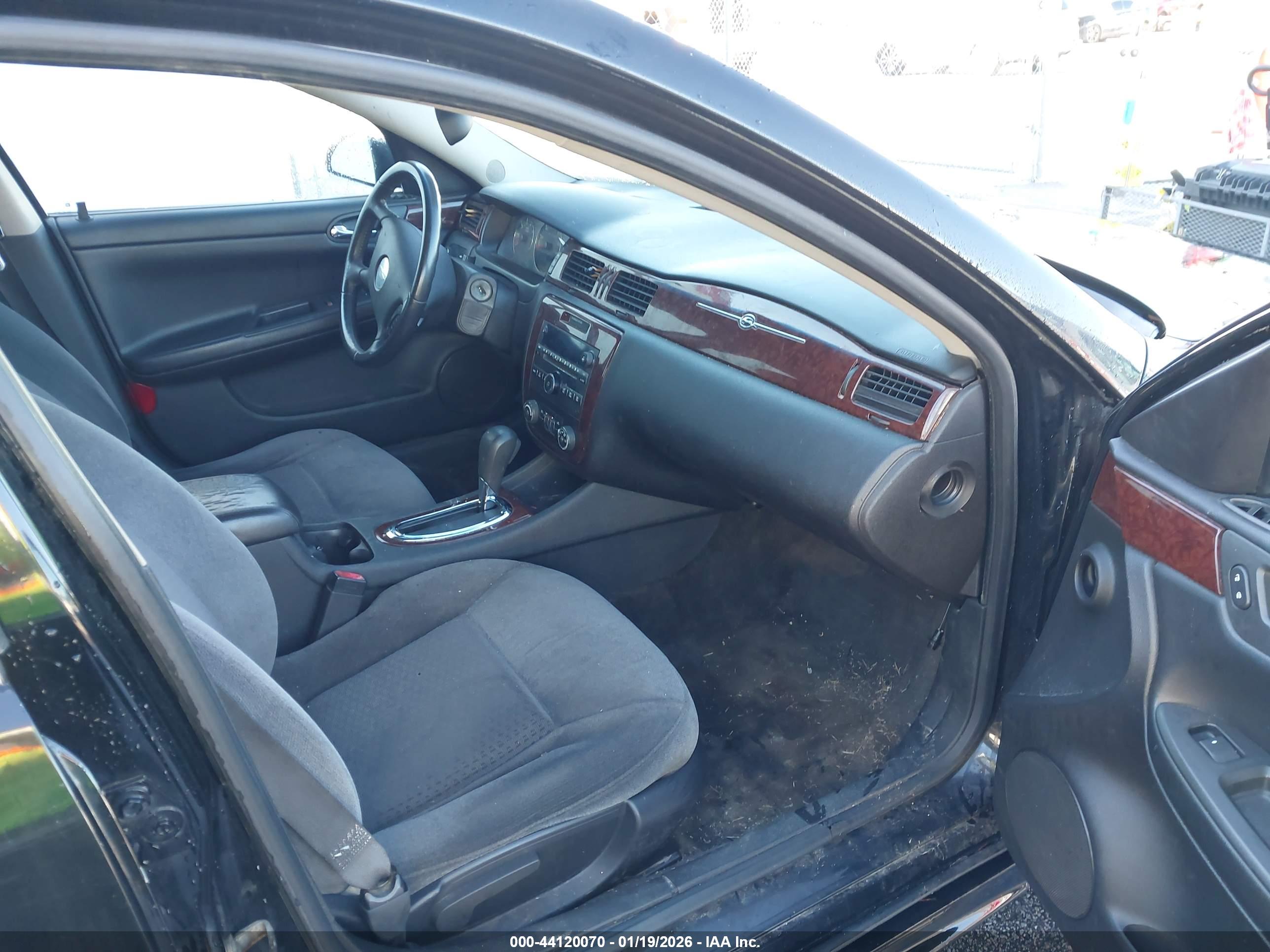 CHEVROLET IMPALA image 5