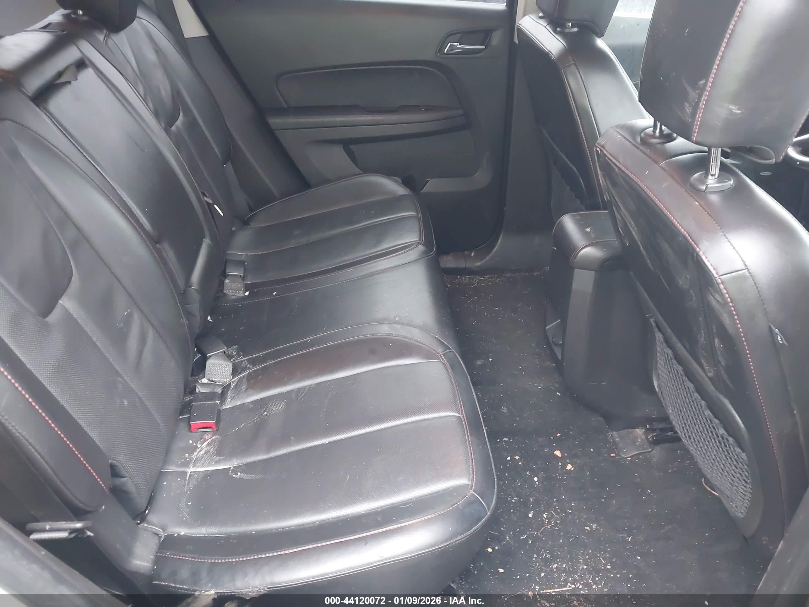 CHEVROLET EQUINOX image 8