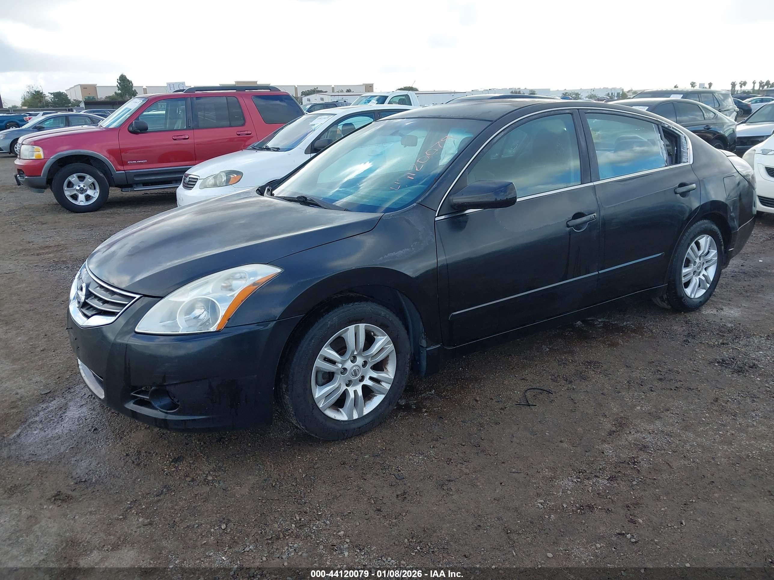NISSAN ALTIMA image 2