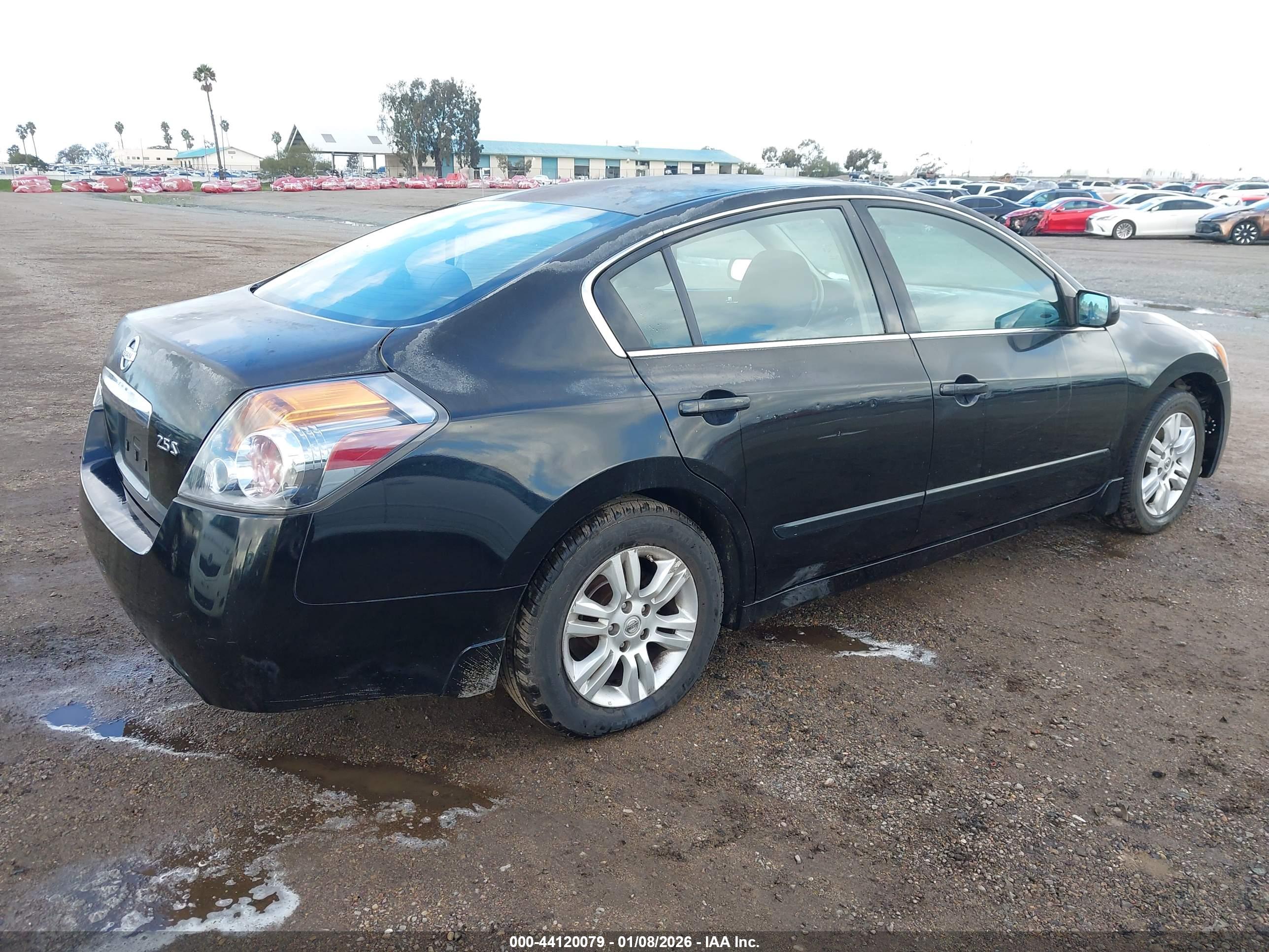 NISSAN ALTIMA image 4
