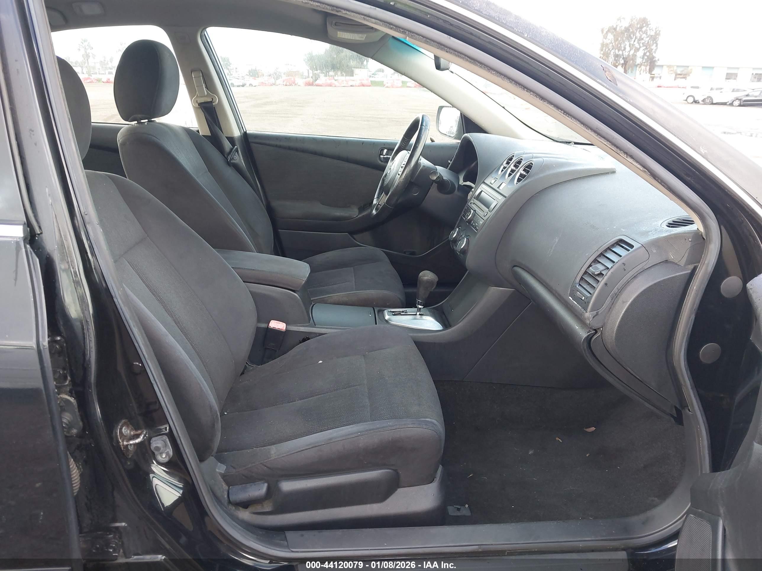 NISSAN ALTIMA image 5