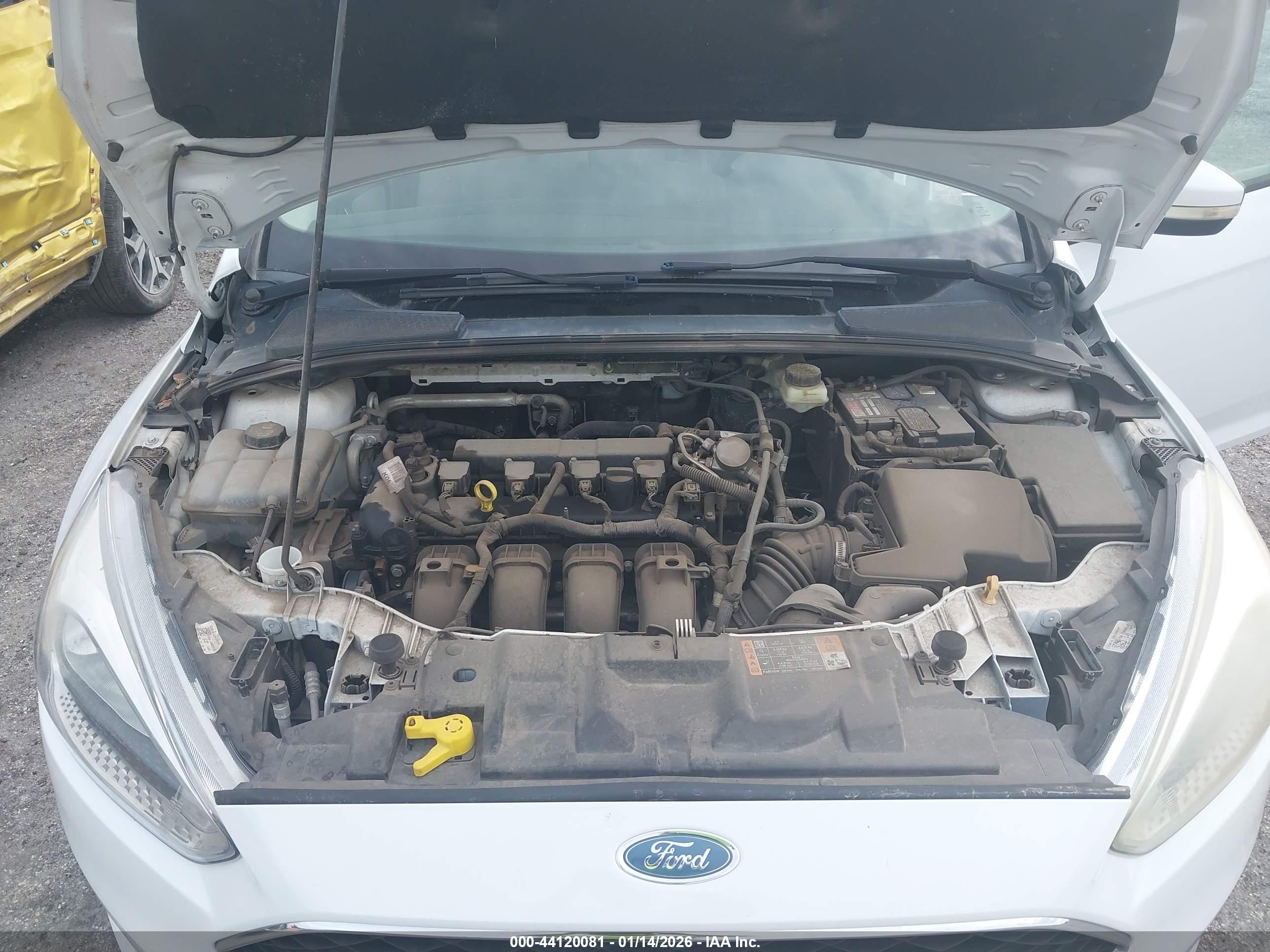 FORD FOCUS image 10