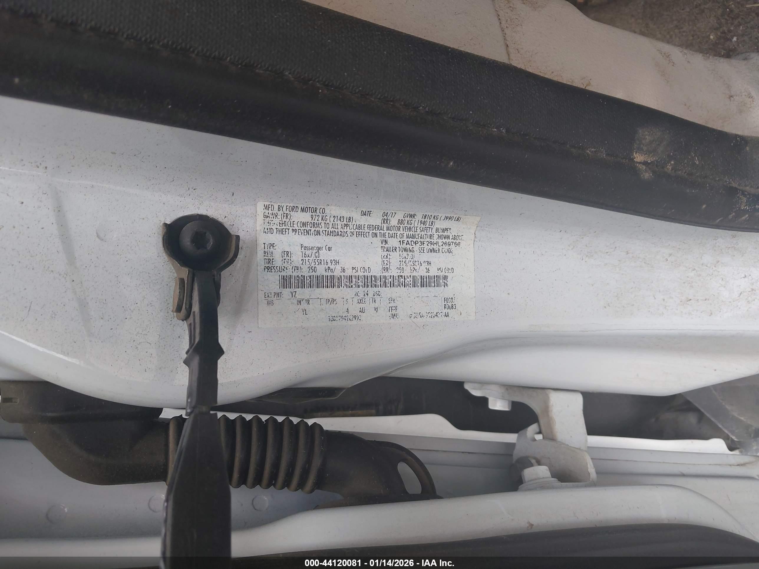 FORD FOCUS image 9