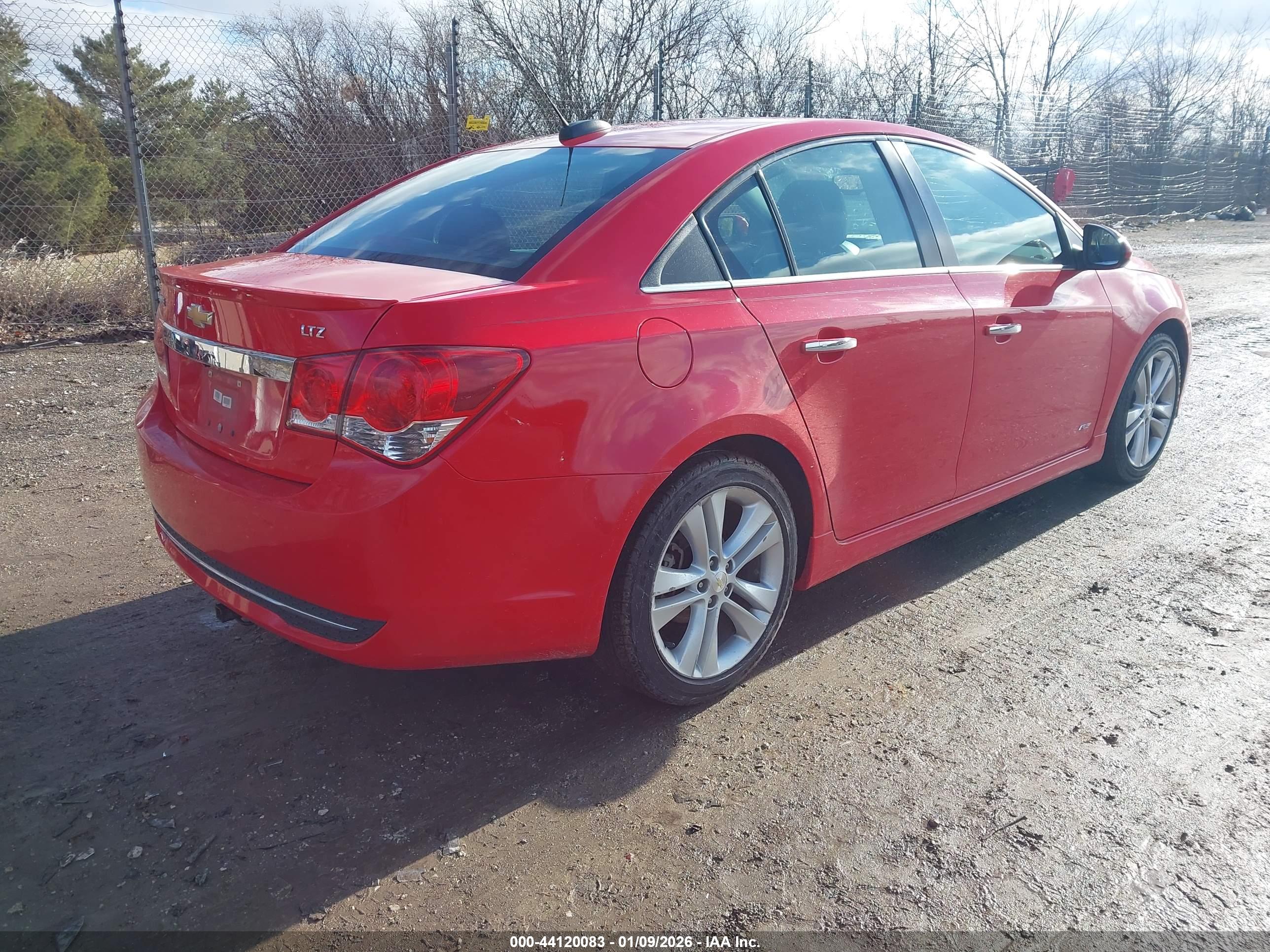 CHEVROLET CRUZE image 4