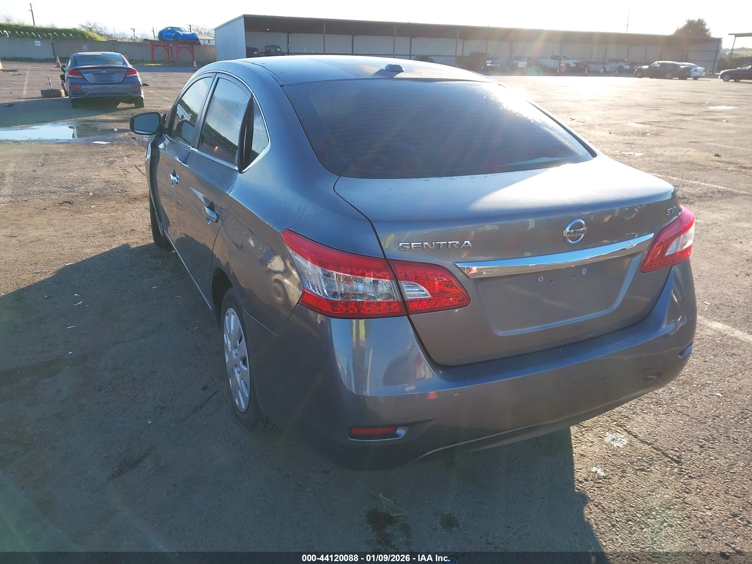NISSAN SENTRA image 3