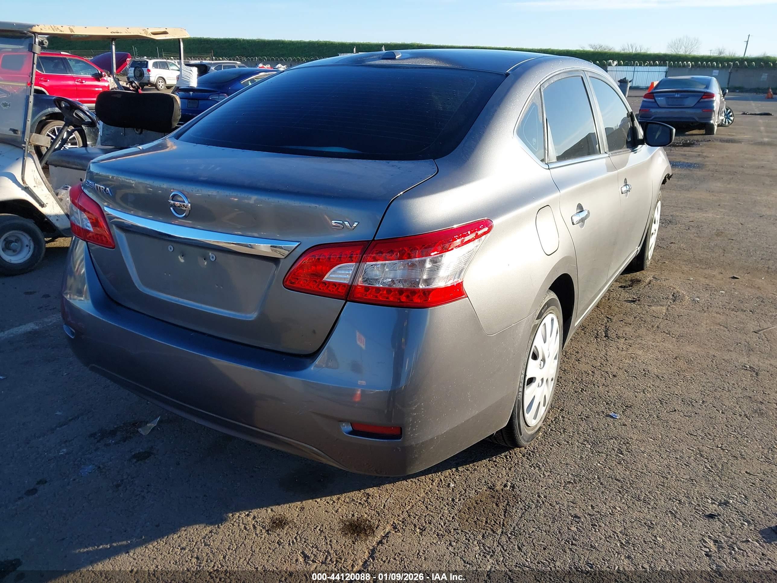 NISSAN SENTRA image 4