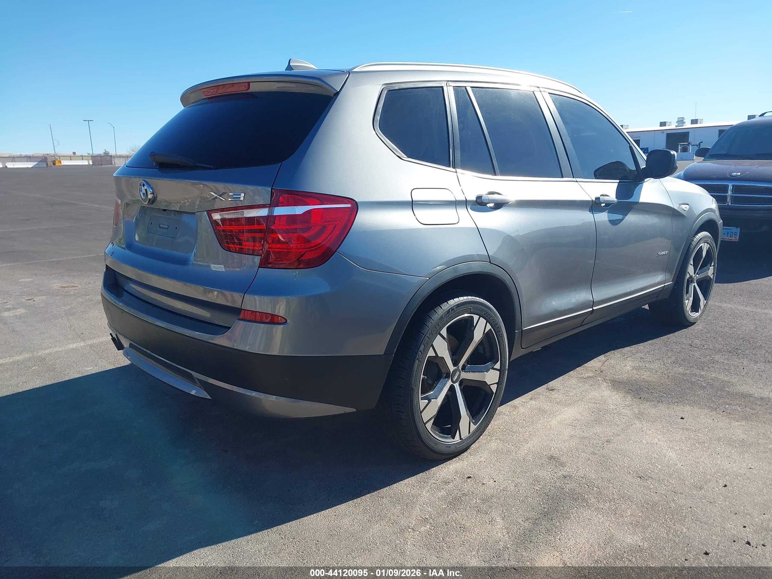 BMW X3 image 4
