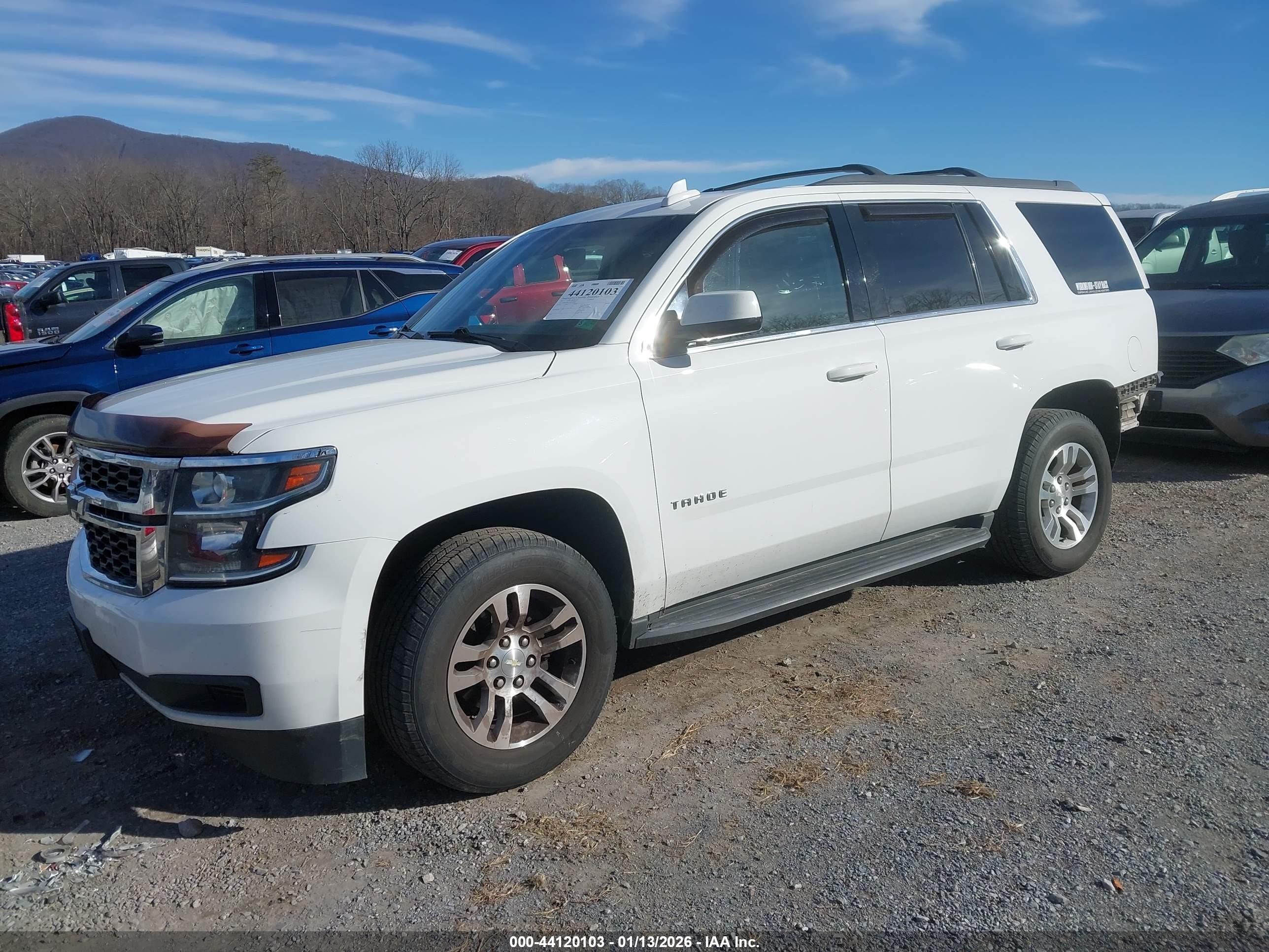CHEVROLET TAHOE image 2