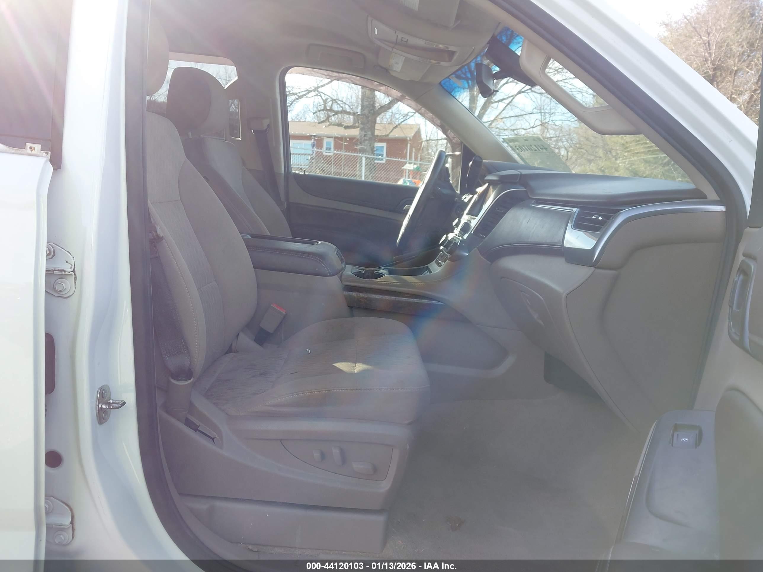 CHEVROLET TAHOE image 5