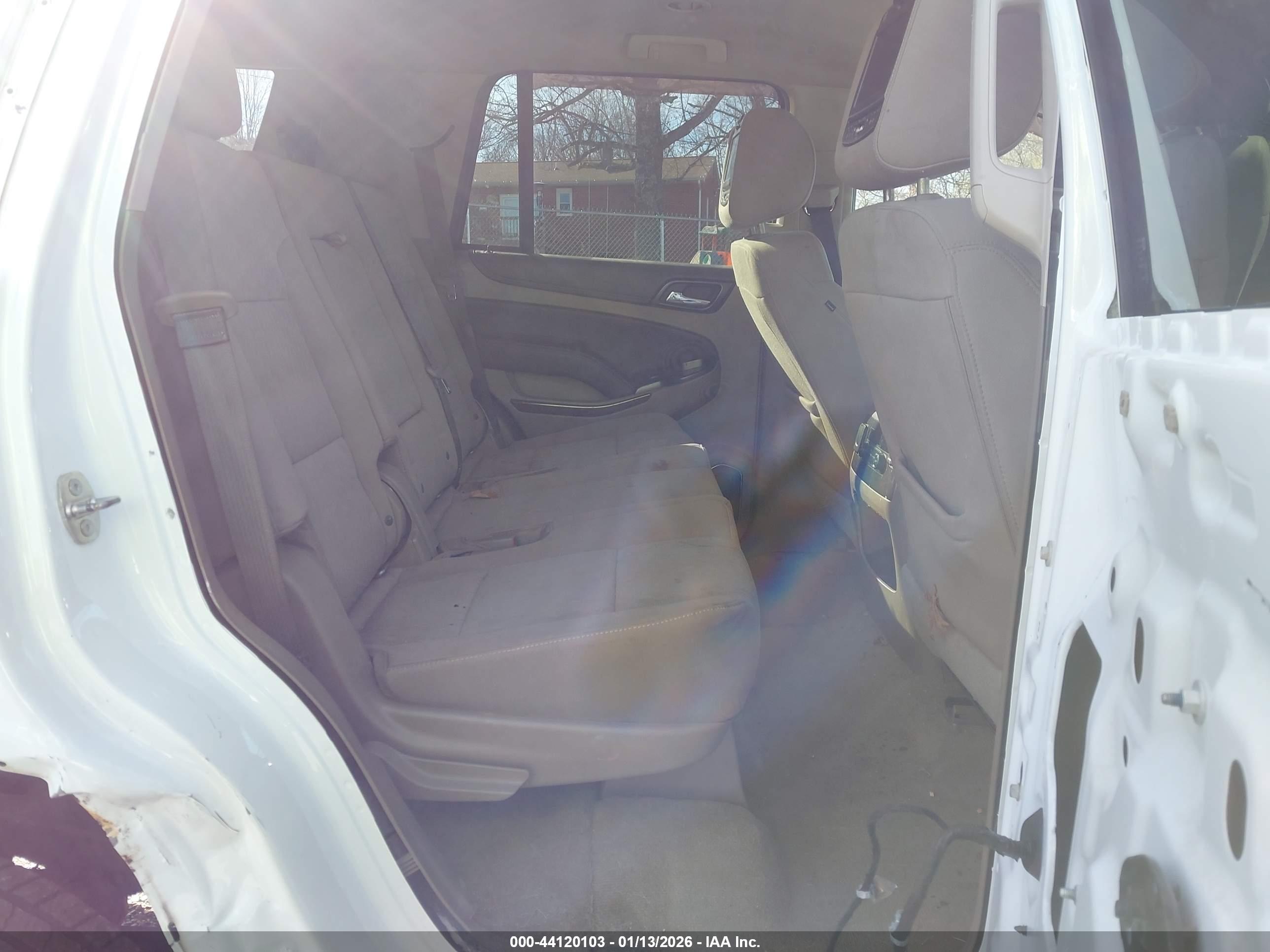 CHEVROLET TAHOE image 8