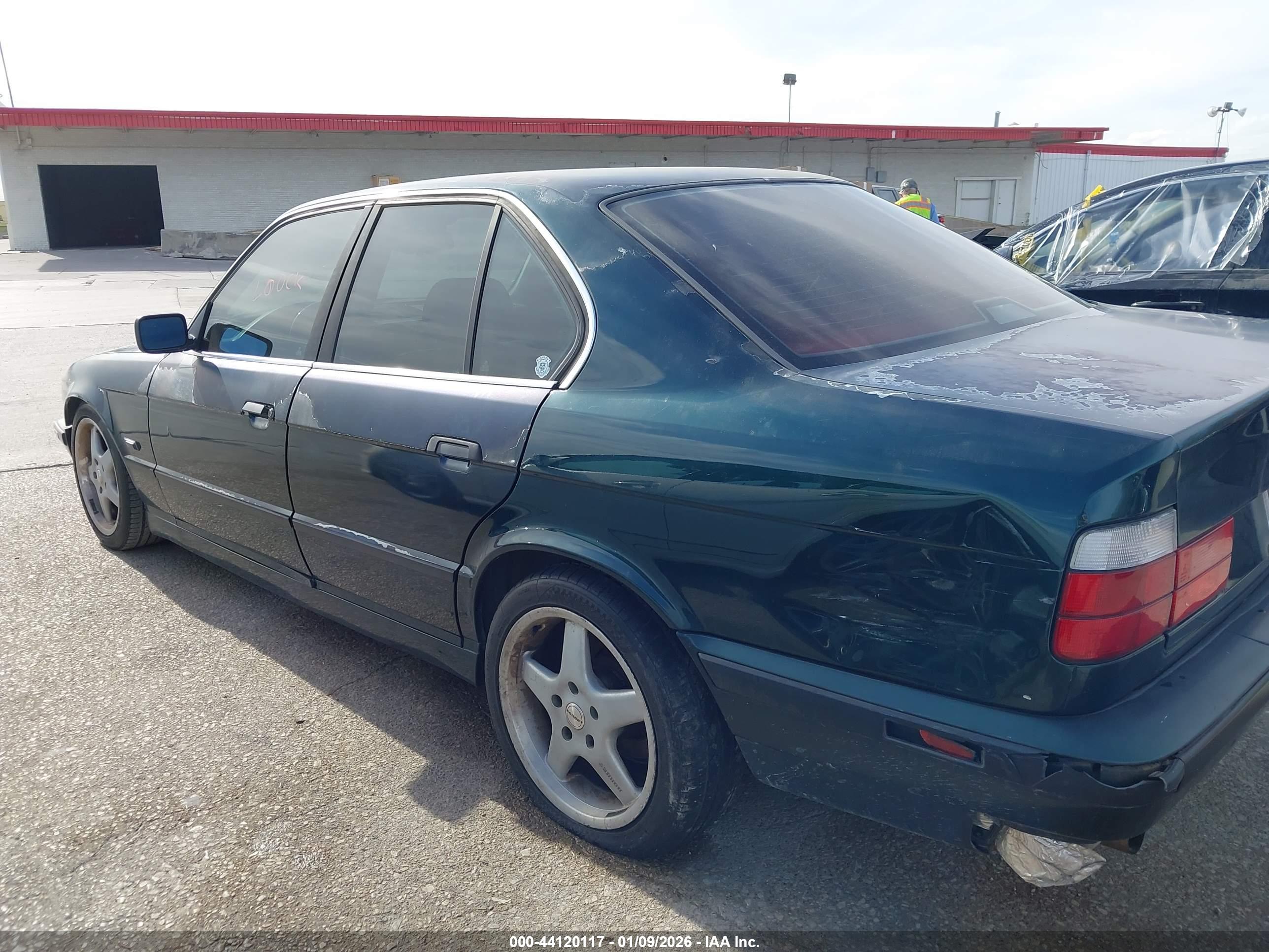 BMW 540 image 6