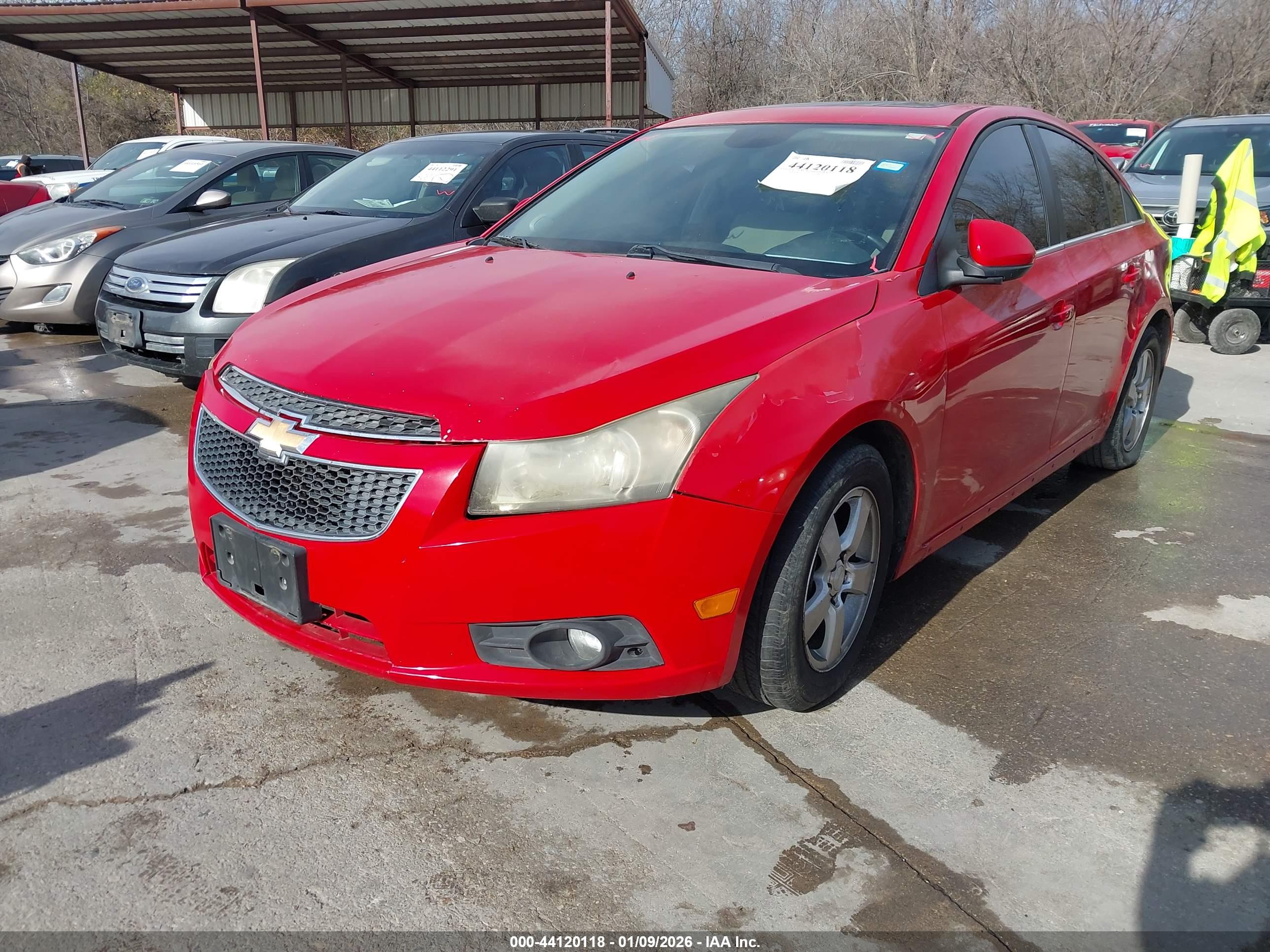 CHEVROLET CRUZE image 2