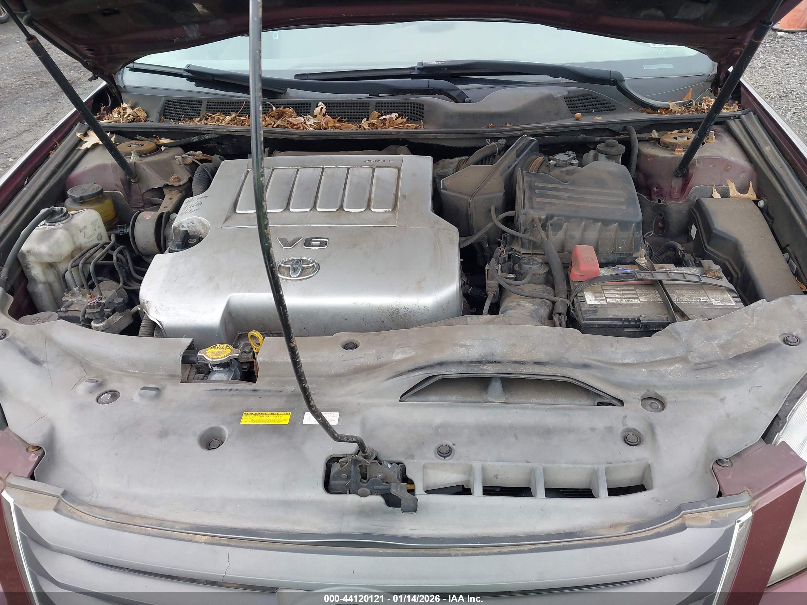 TOYOTA AVALON image 10