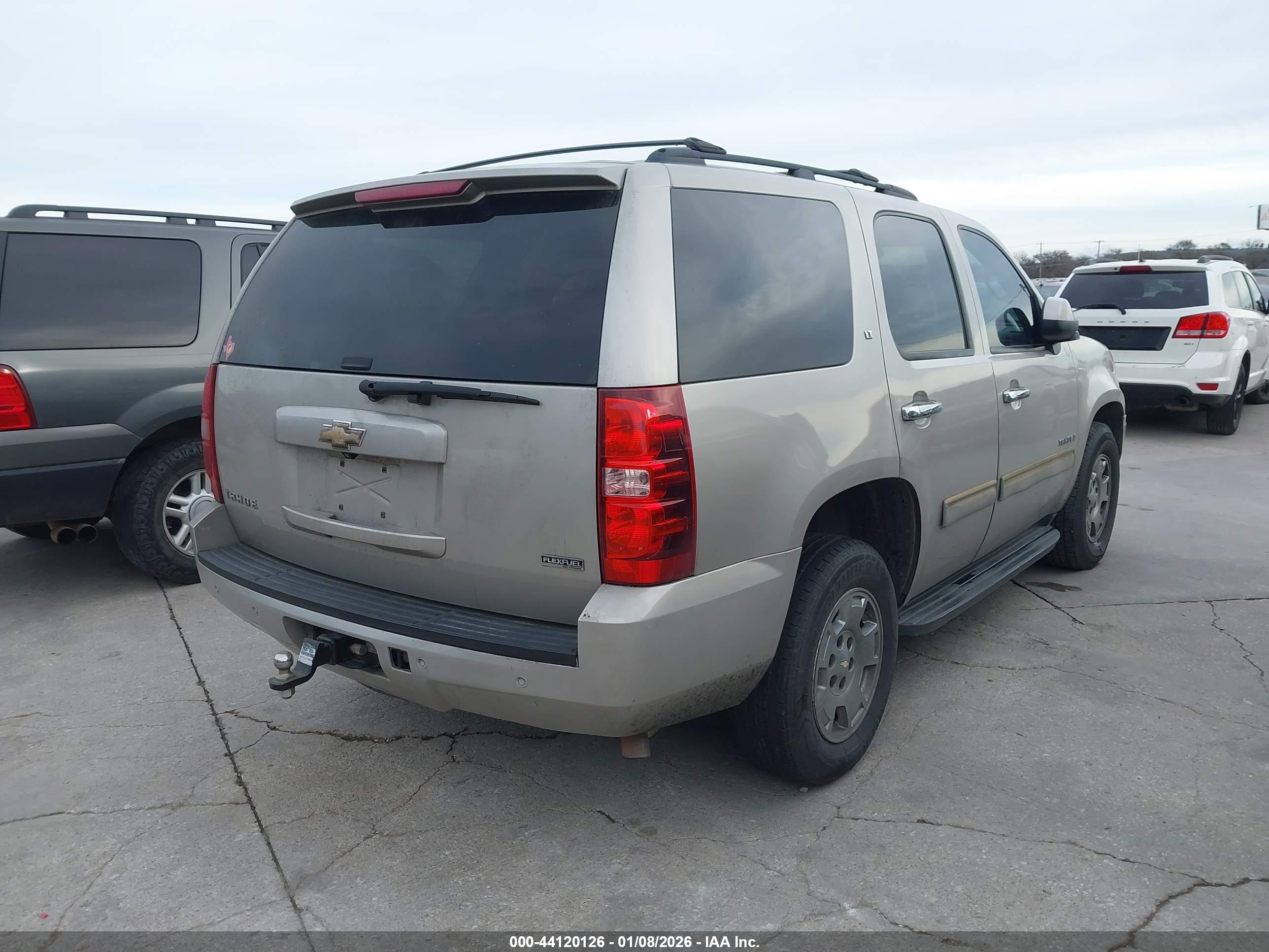 CHEVROLET TAHOE image 4