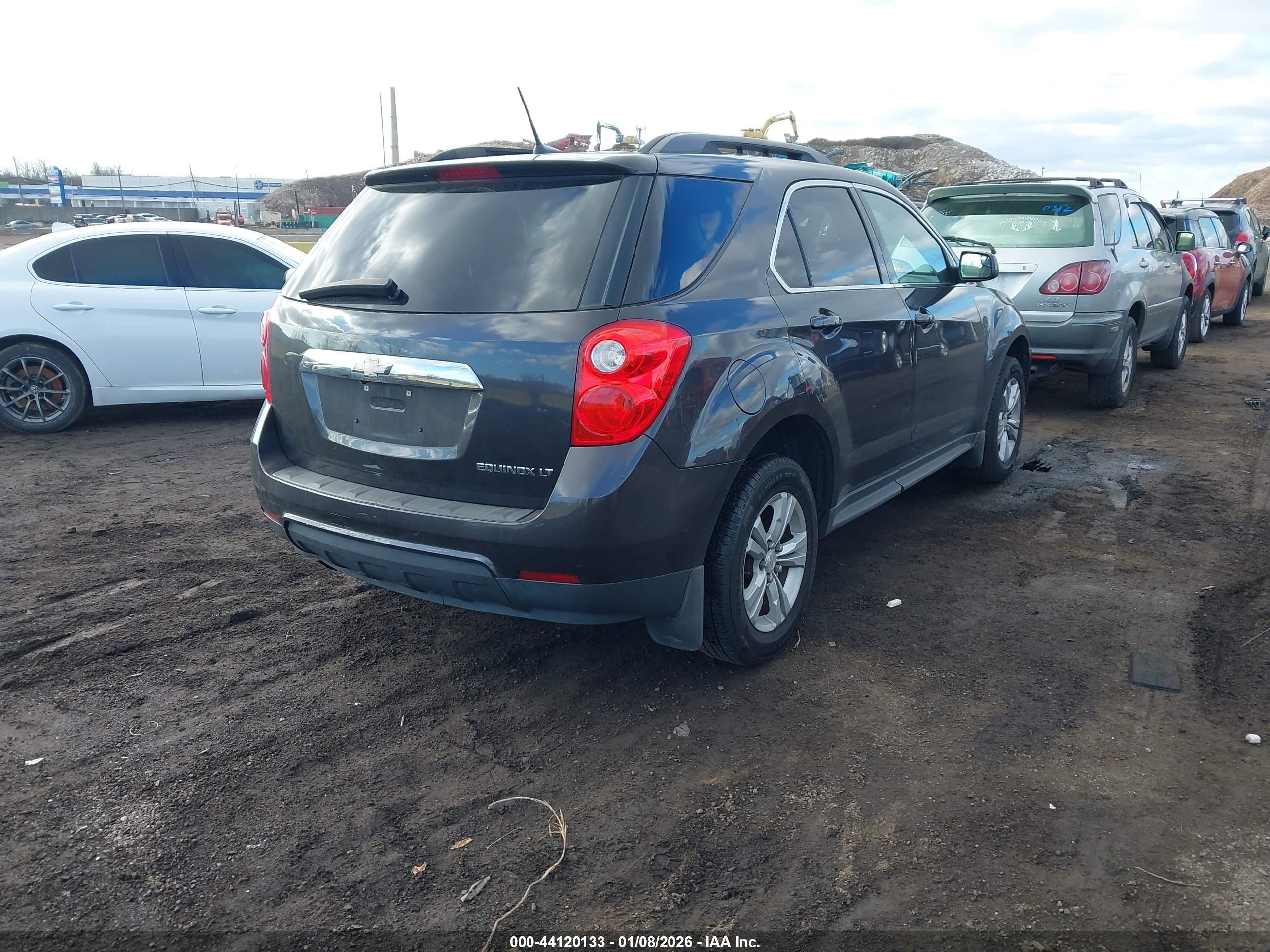 CHEVROLET EQUINOX image 4