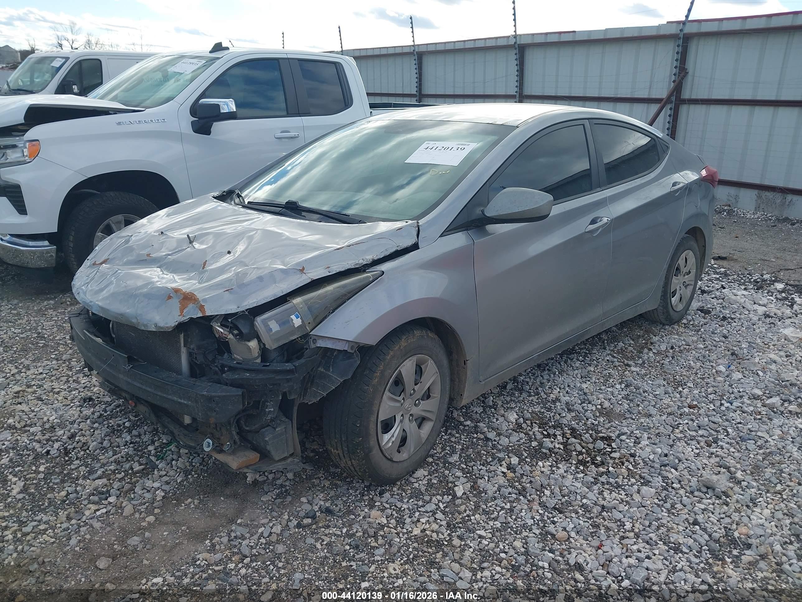 HYUNDAI ELANTRA image 2