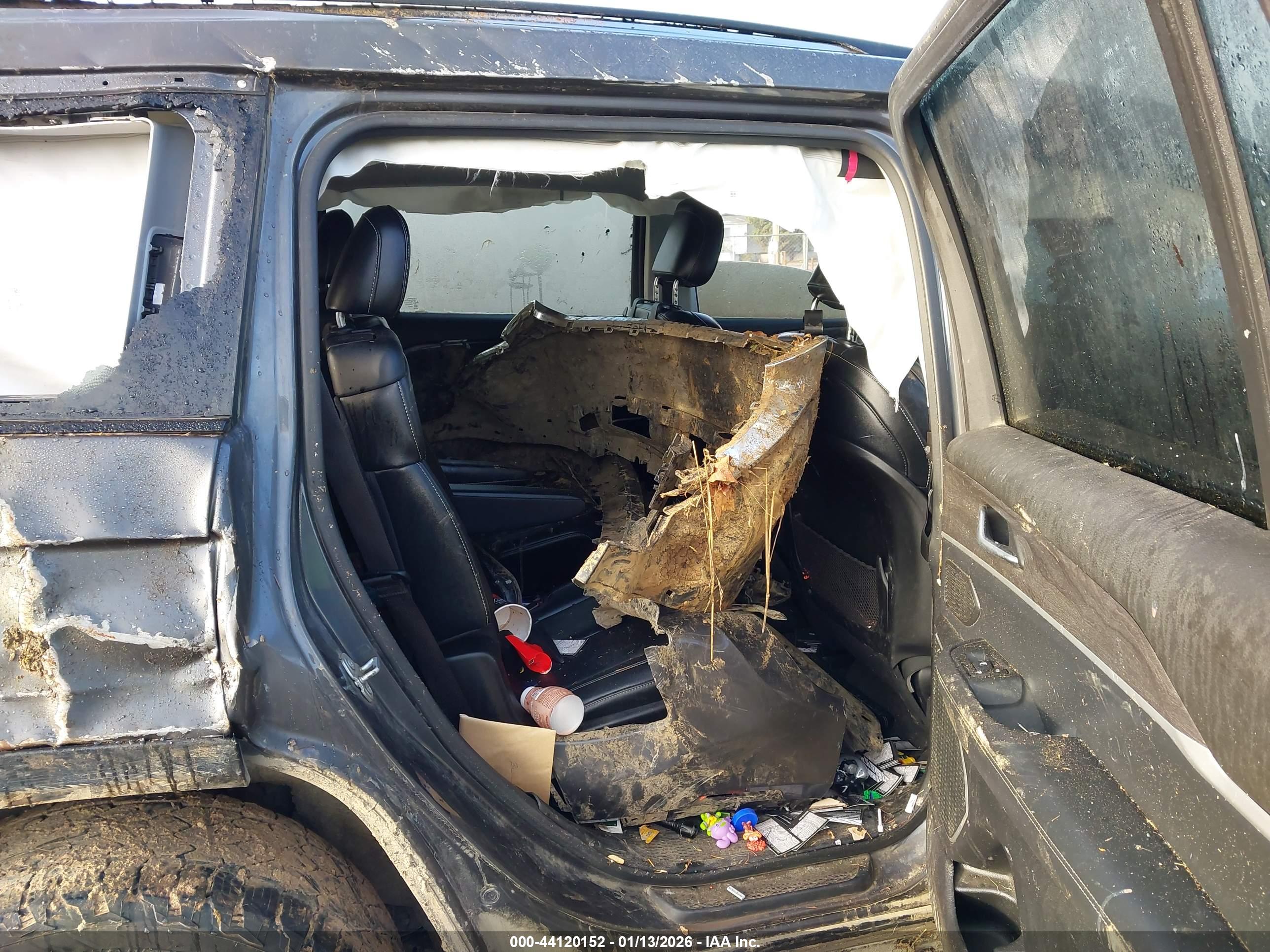 JEEP GRAND image 8