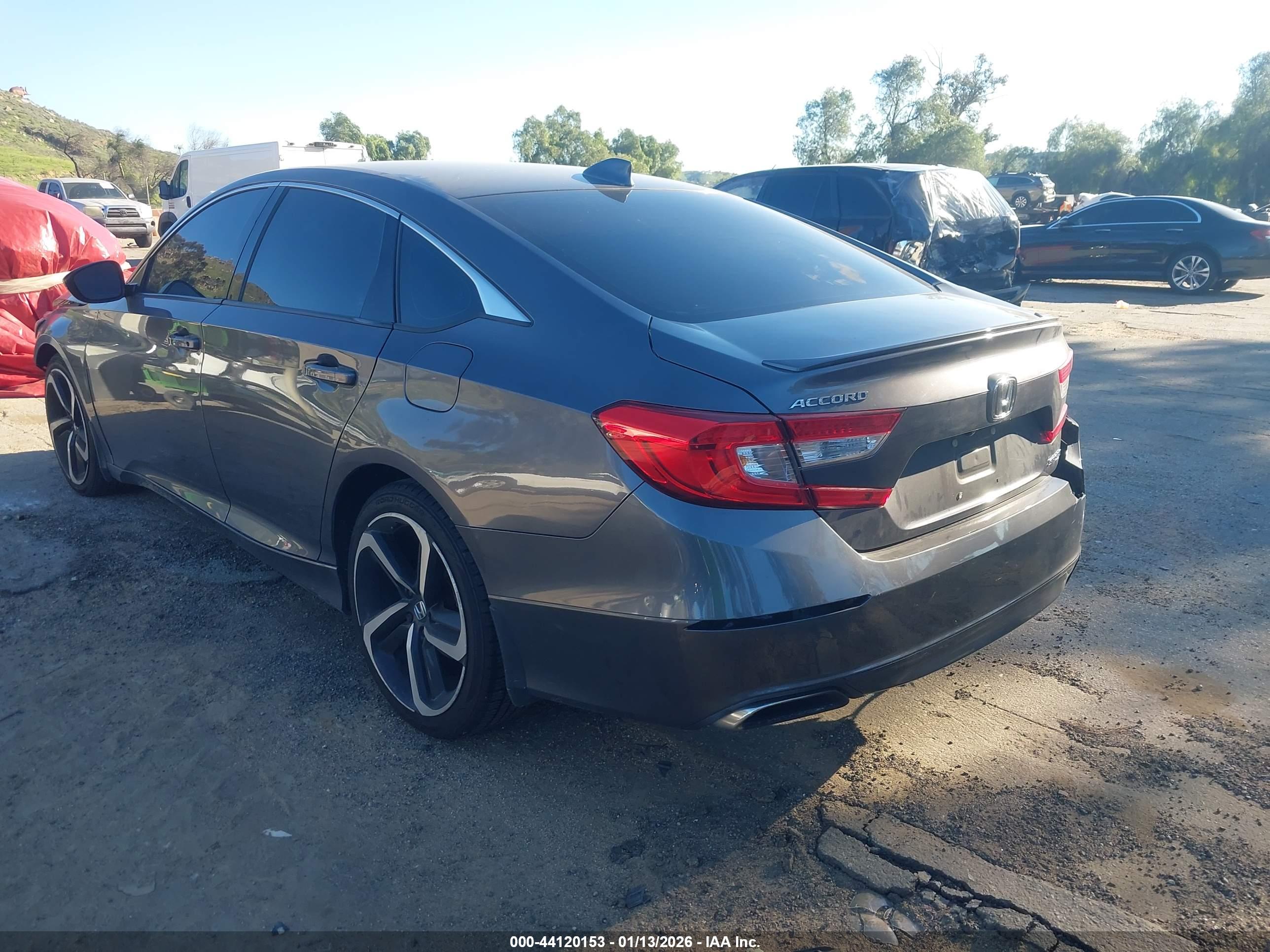HONDA ACCORD image 3