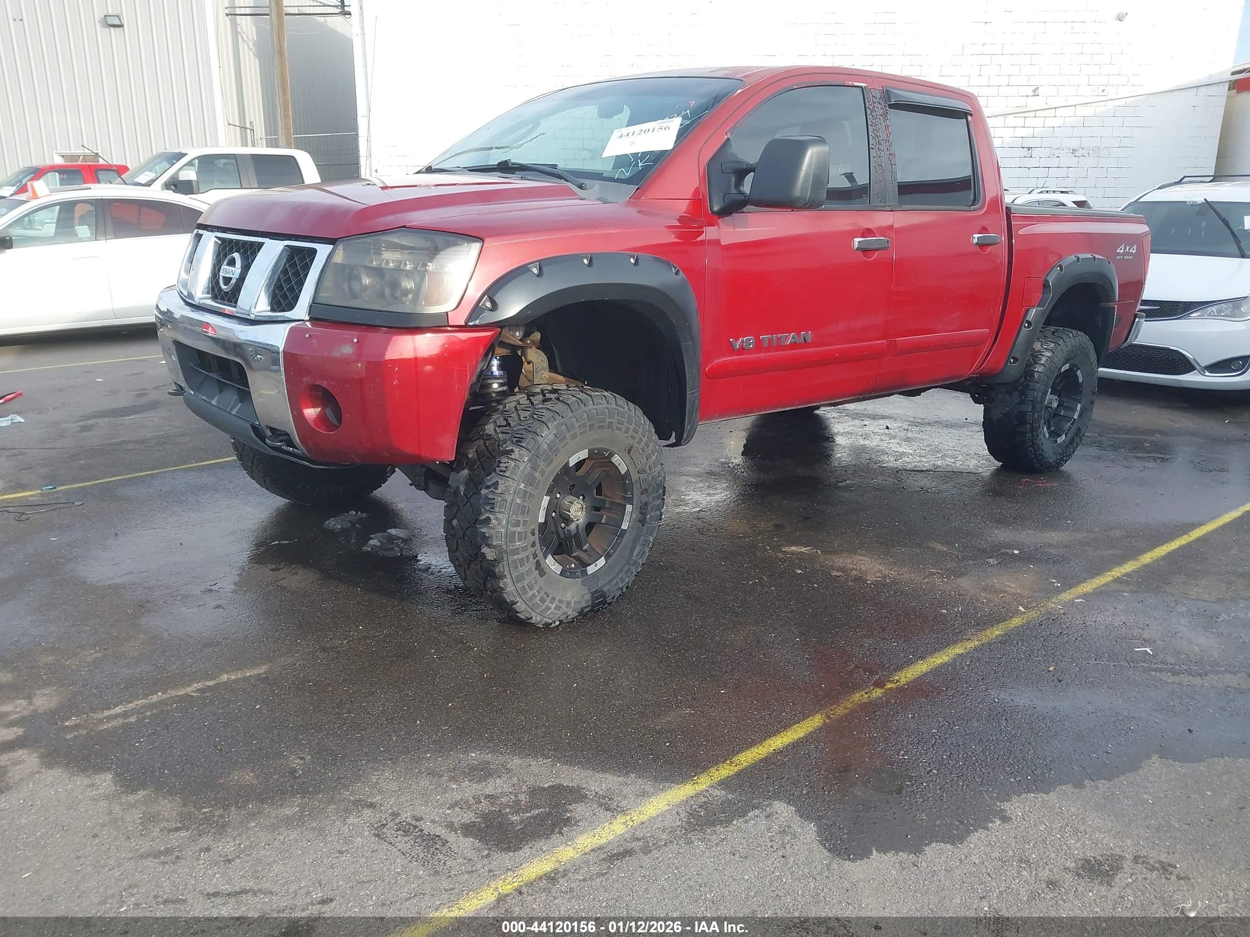 NISSAN TITAN image 2