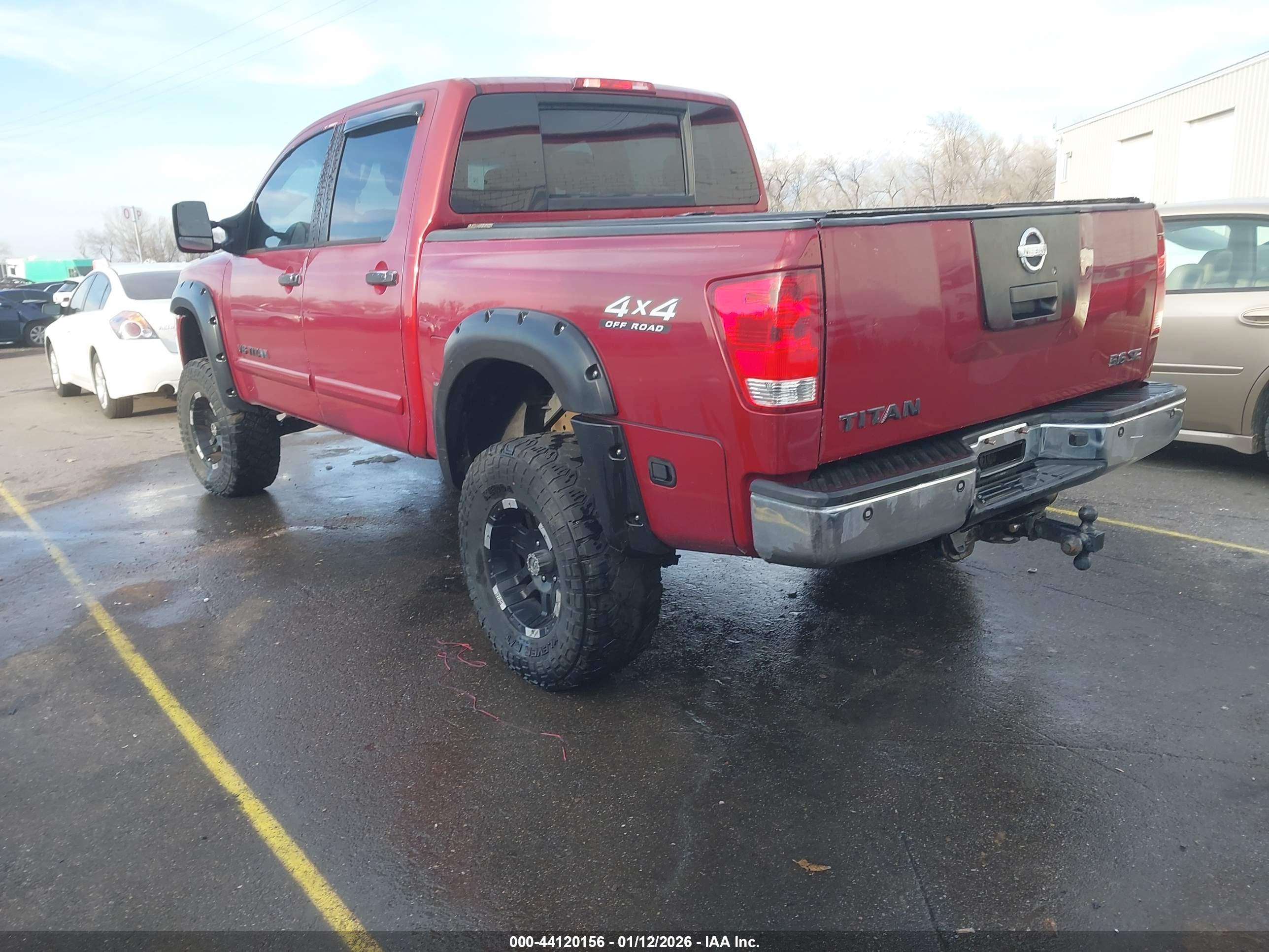 NISSAN TITAN image 3