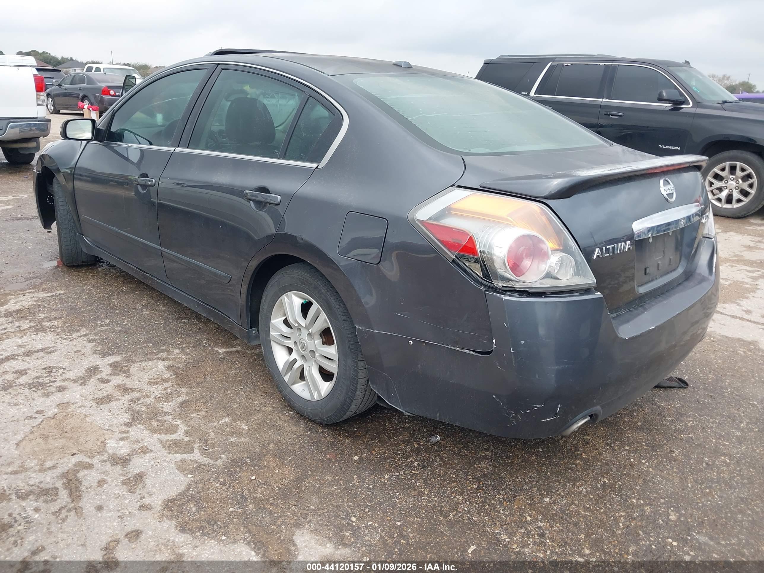 NISSAN ALTIMA image 3