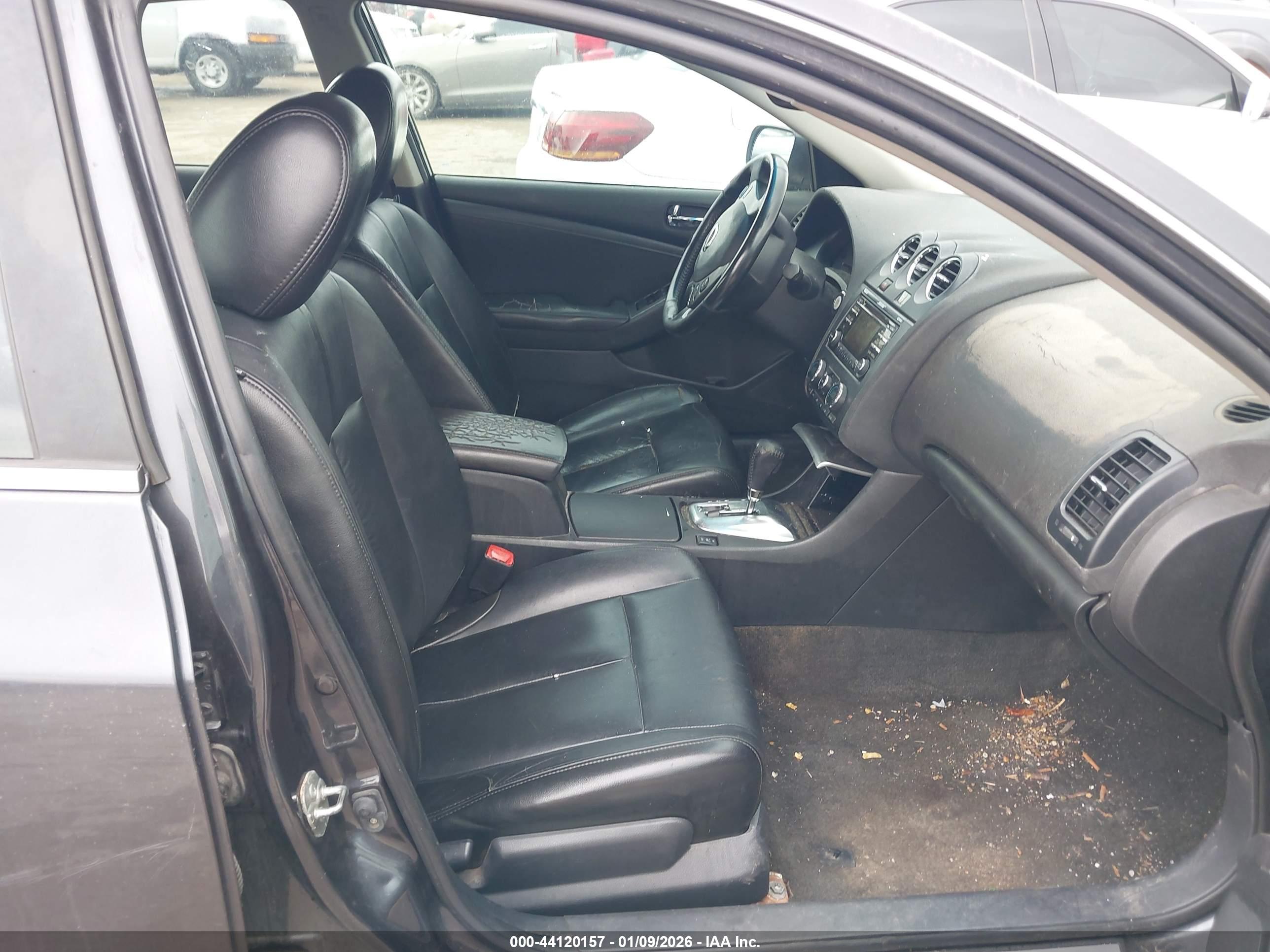 NISSAN ALTIMA image 5