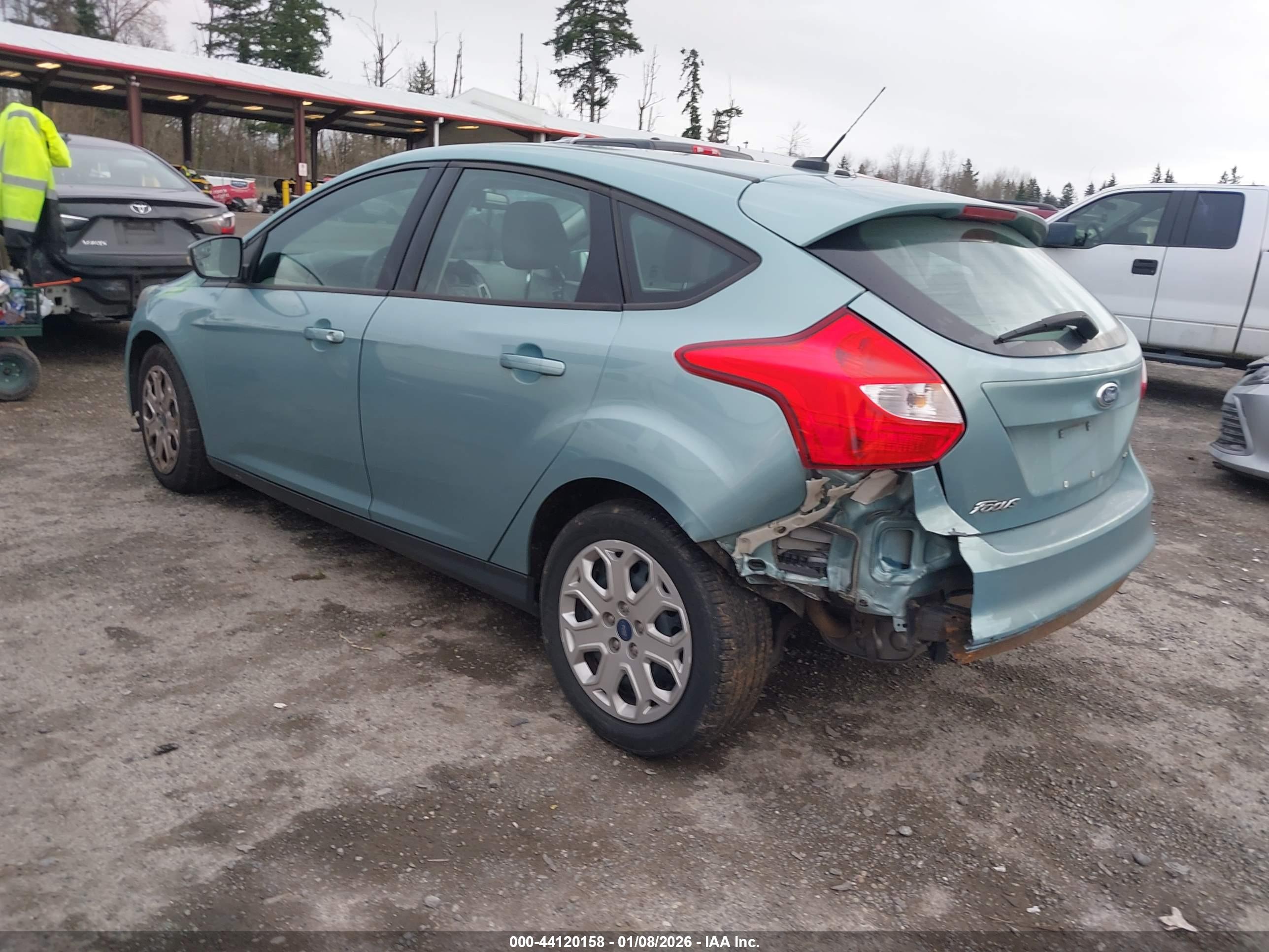 FORD FOCUS image 3