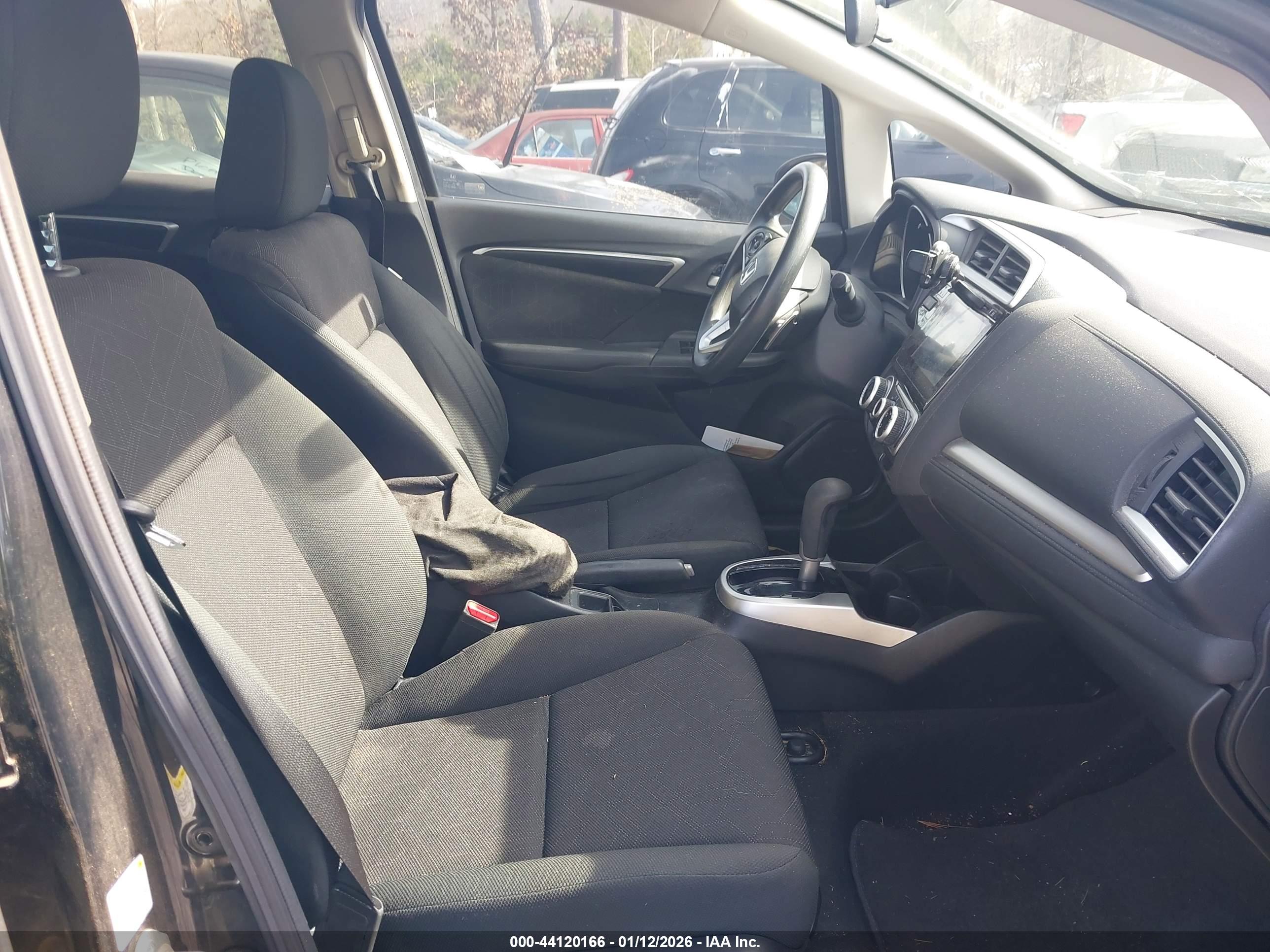 HONDA FIT image 5