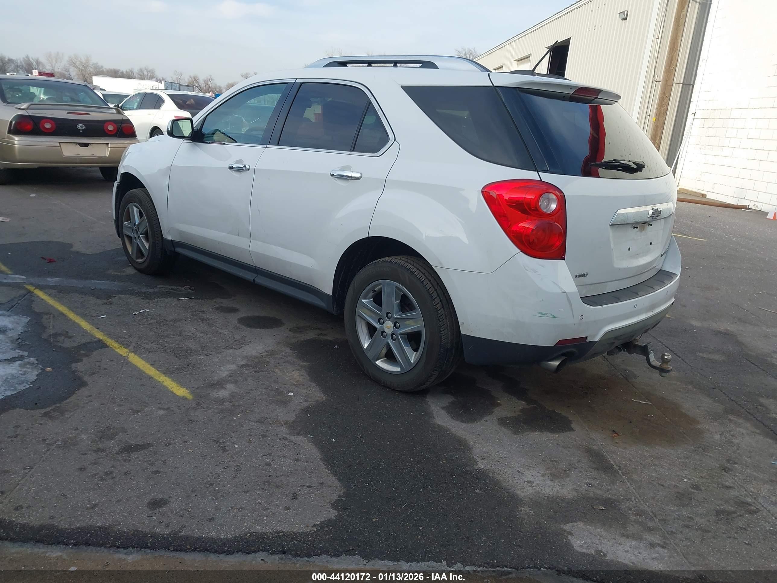 CHEVROLET EQUINOX image 3