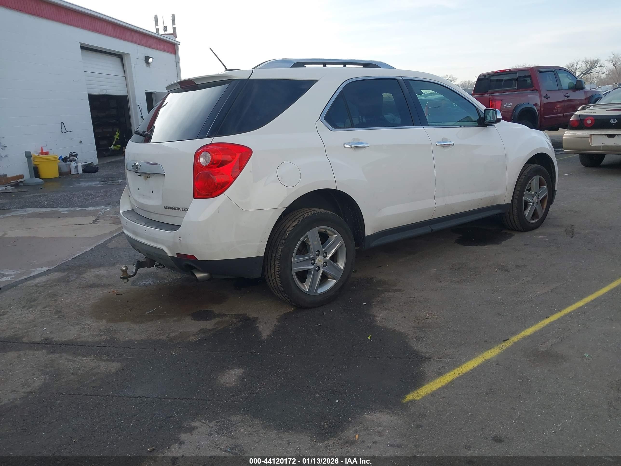 CHEVROLET EQUINOX image 4