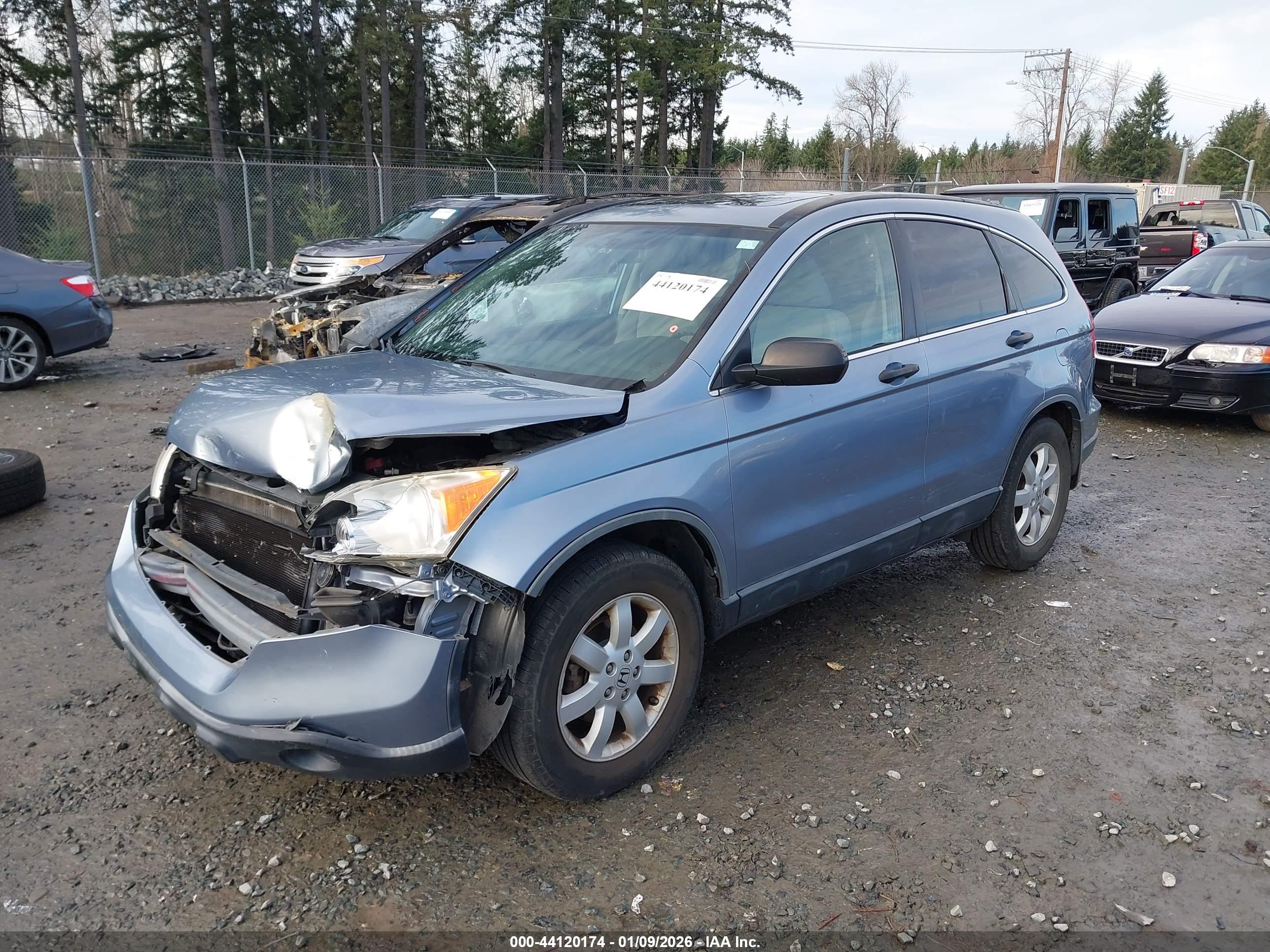 HONDA CR-V image 2