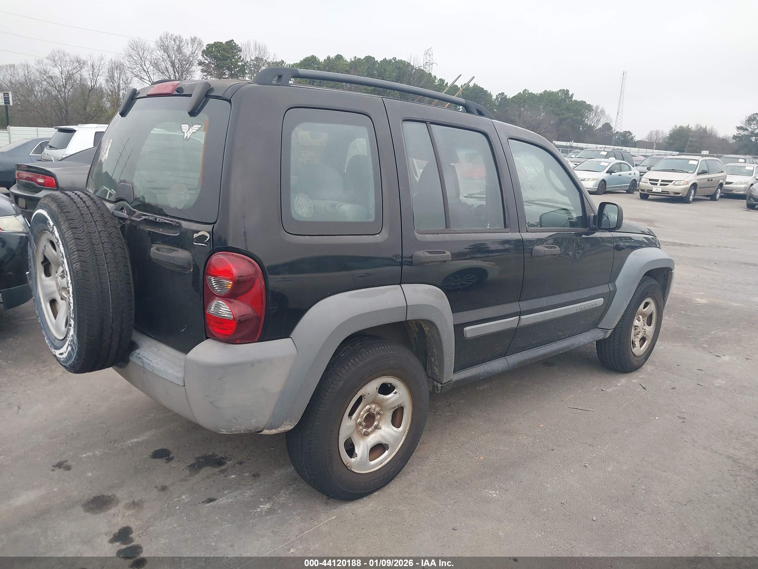 JEEP LIBERTY image 4