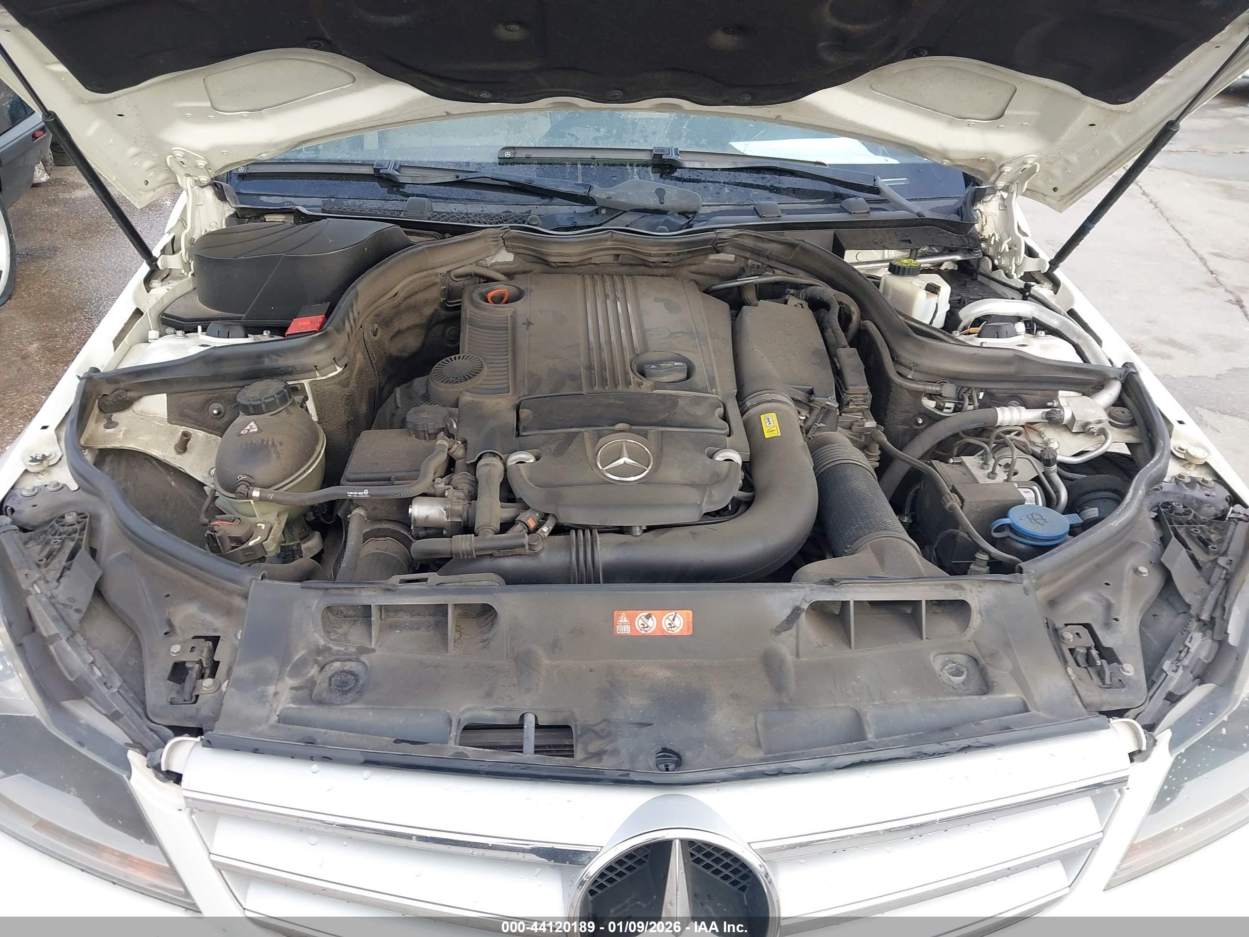 MERCEDES-BENZ C image 10