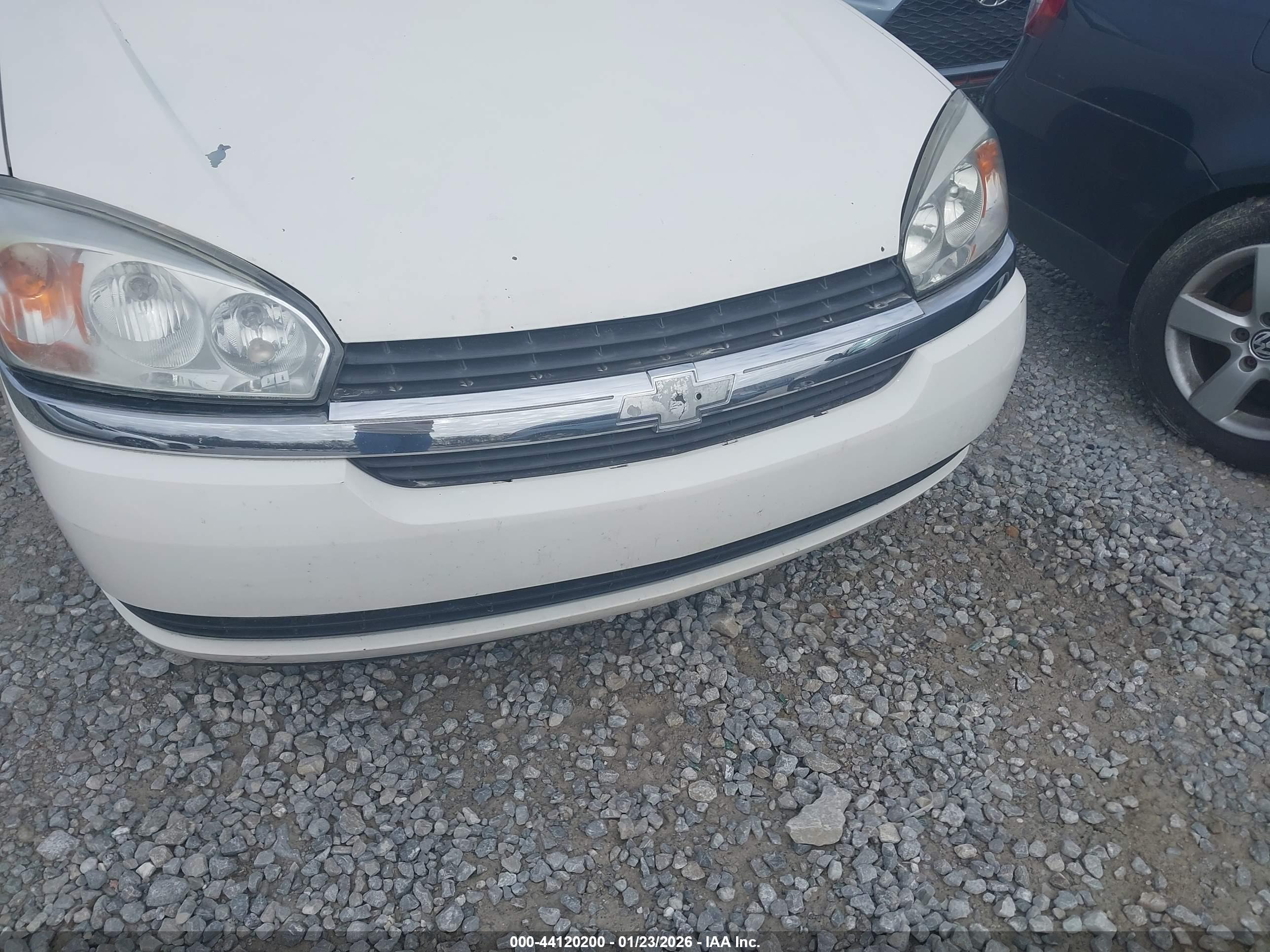 CHEVROLET MALIBU image 6