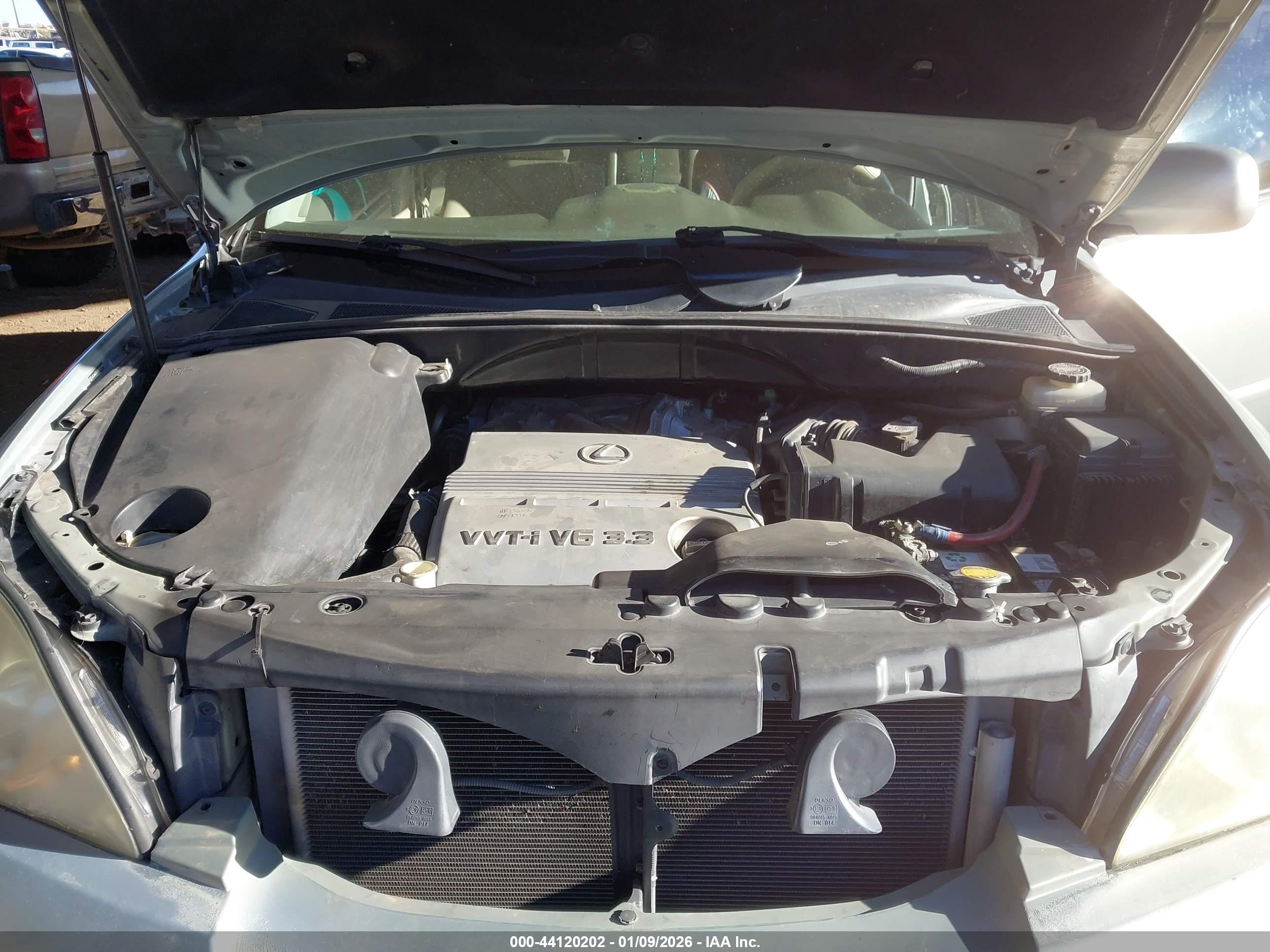 LEXUS RX image 10