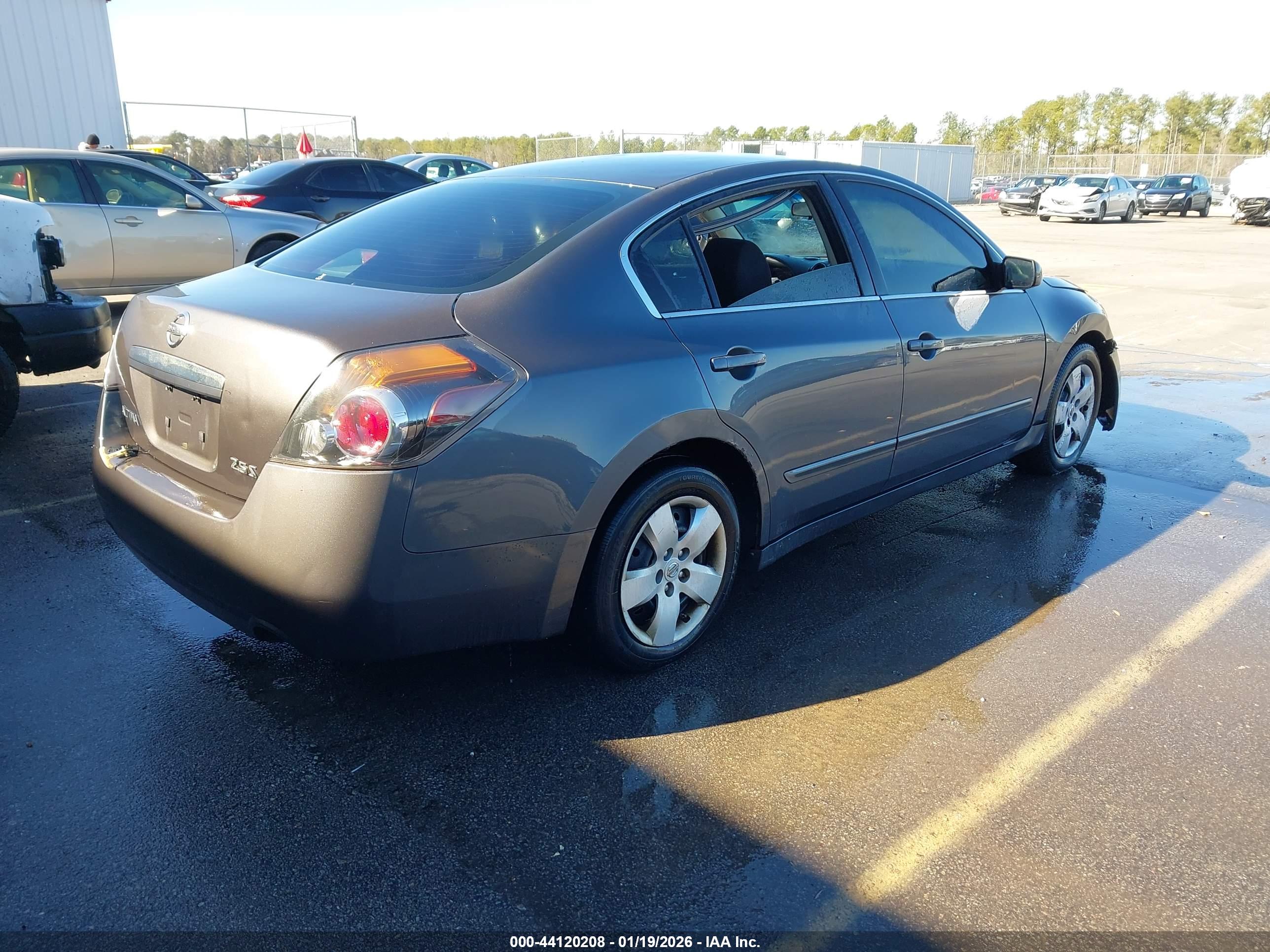 NISSAN ALTIMA image 4