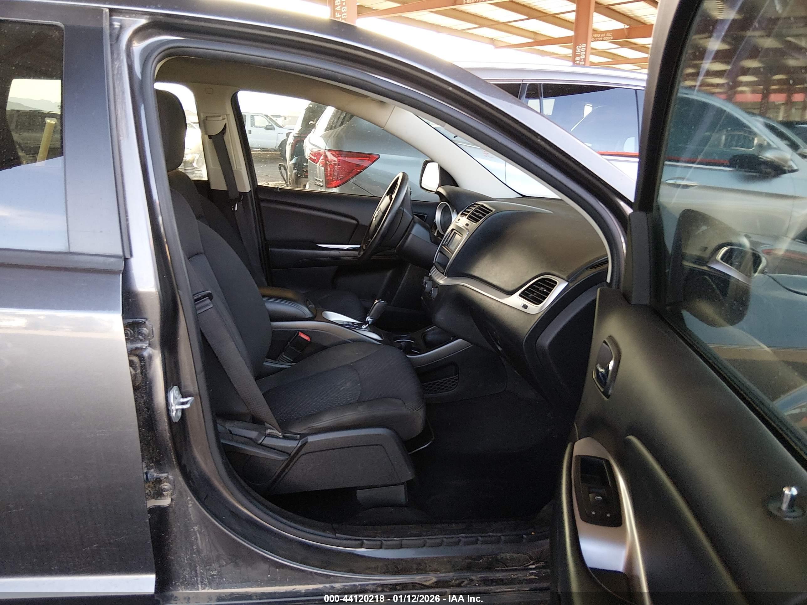 DODGE JOURNEY image 5