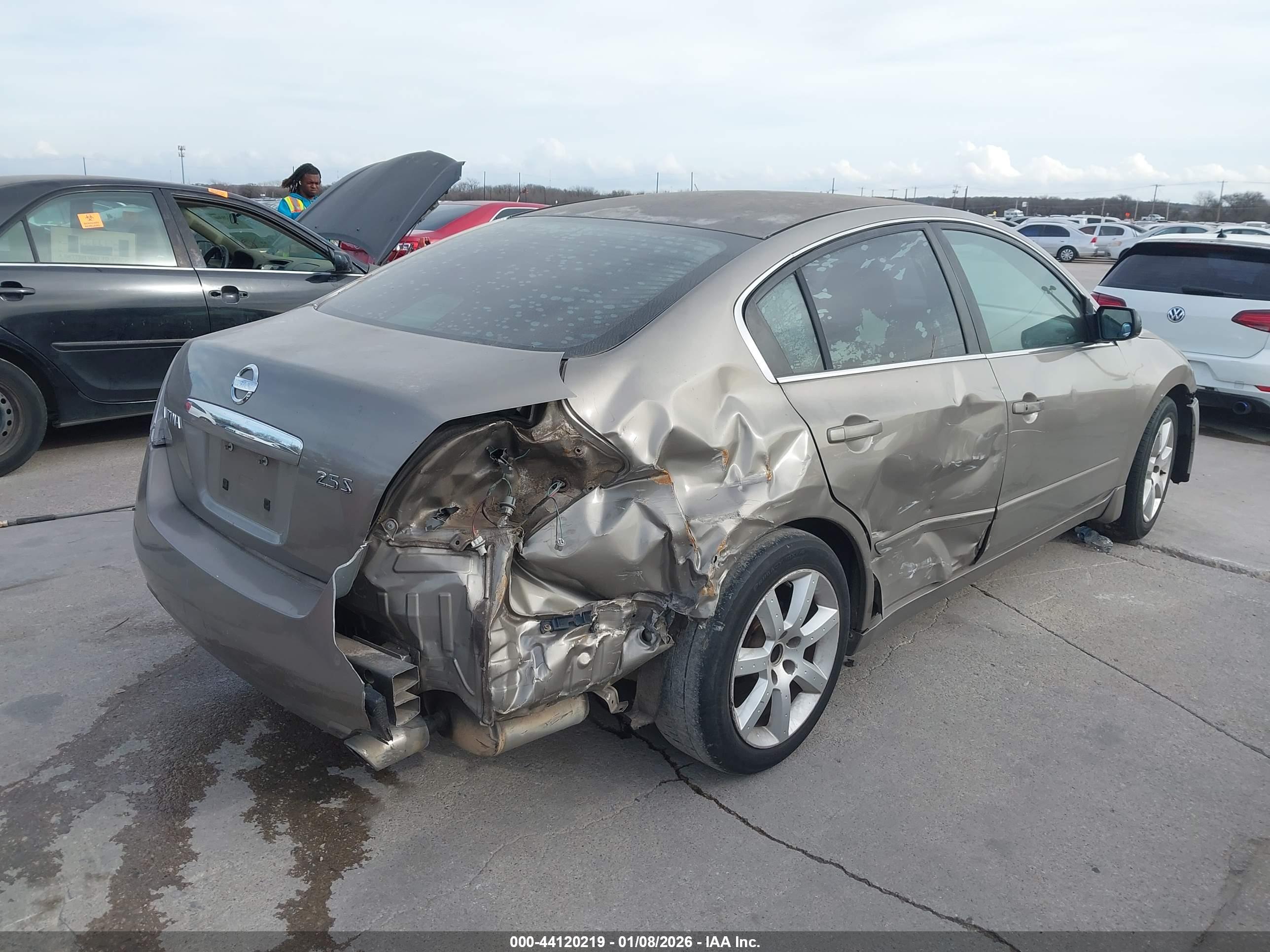 NISSAN ALTIMA image 4